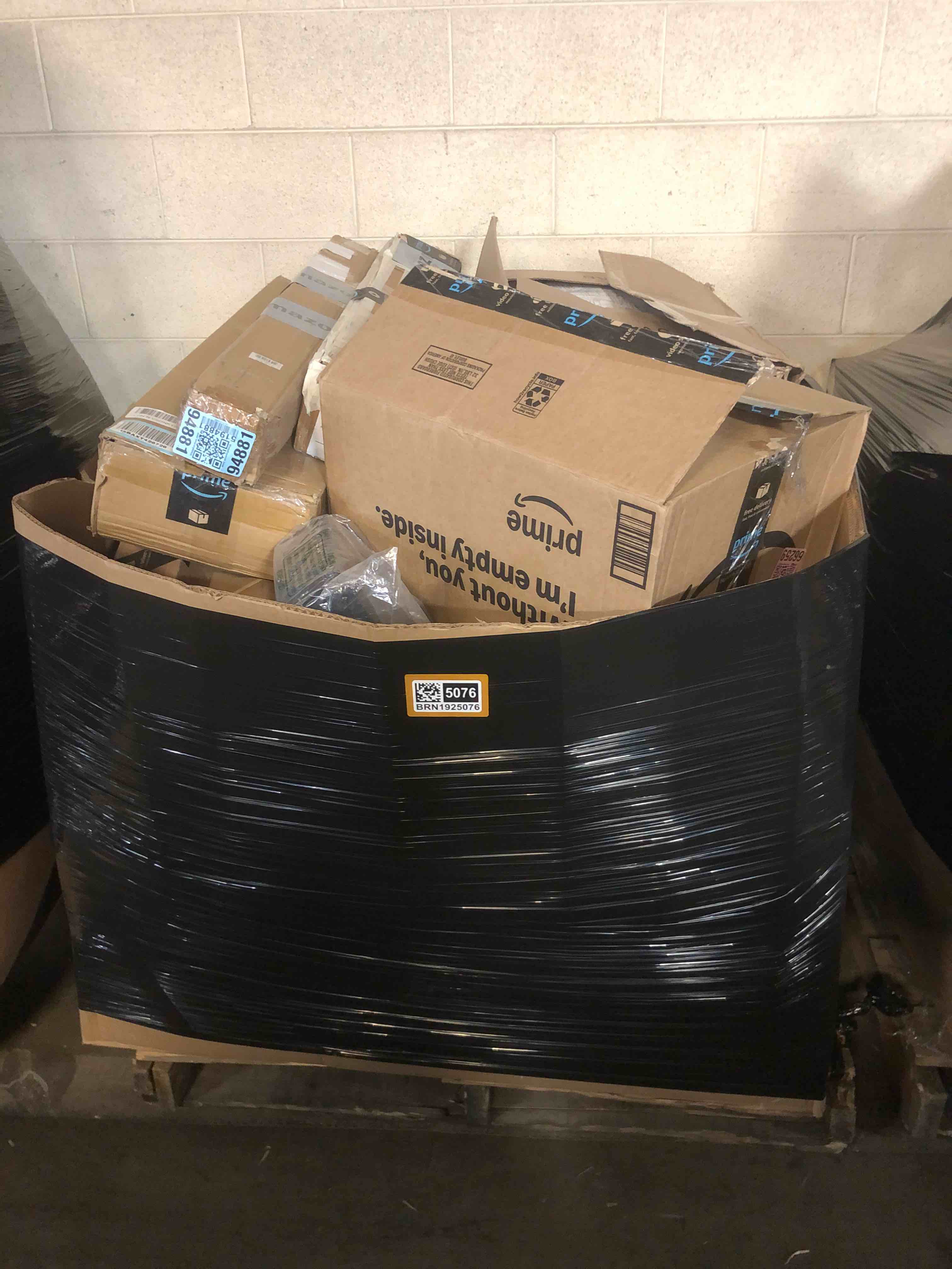 https://s3.amazonaws.com/lotting-images-prod/phillipi/BRN1925076_1756326478647.jpeg
