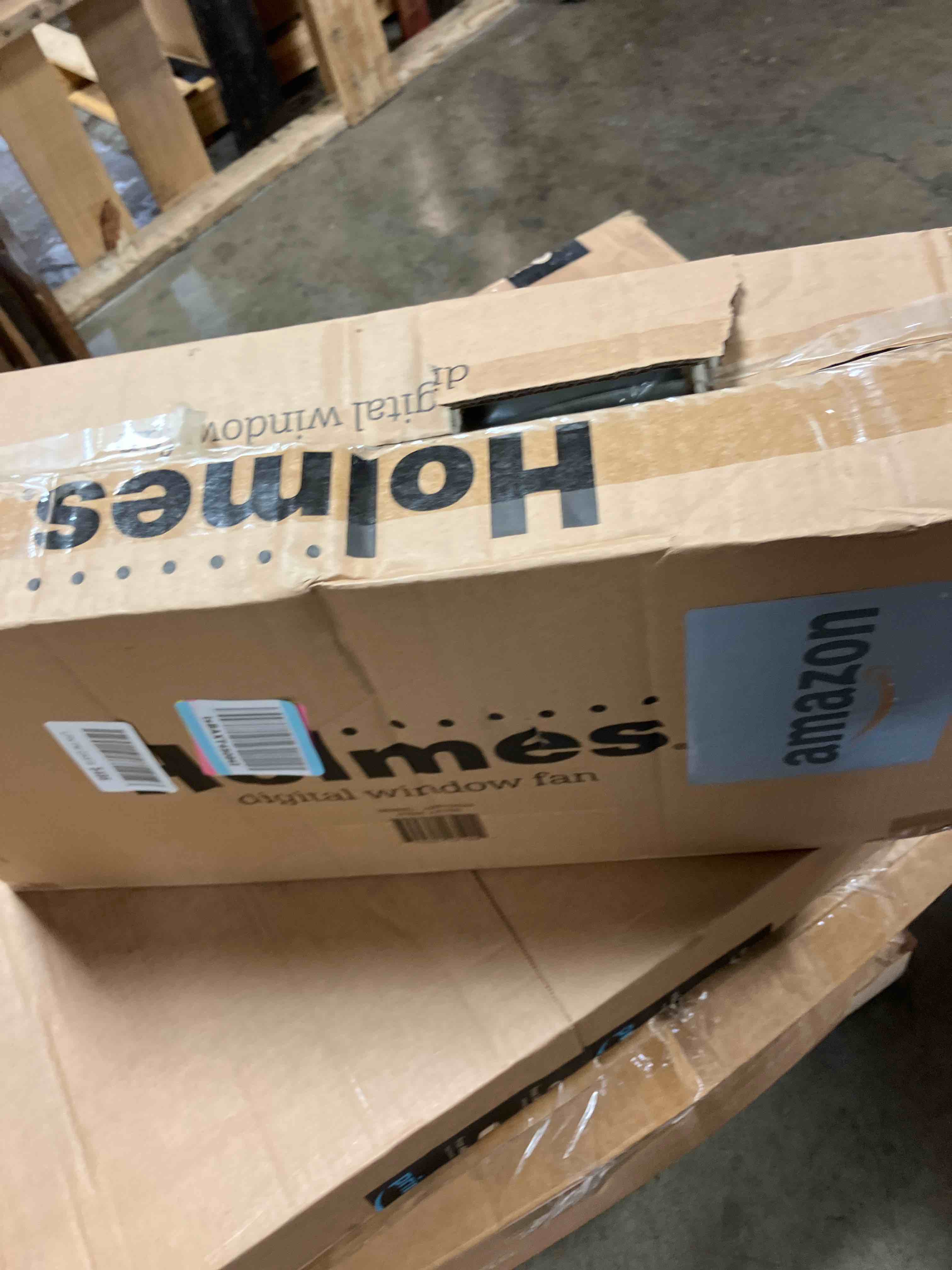 https://s3.amazonaws.com/lotting-images-prod/phillipi/BRN1925114_1756388626432.jpeg