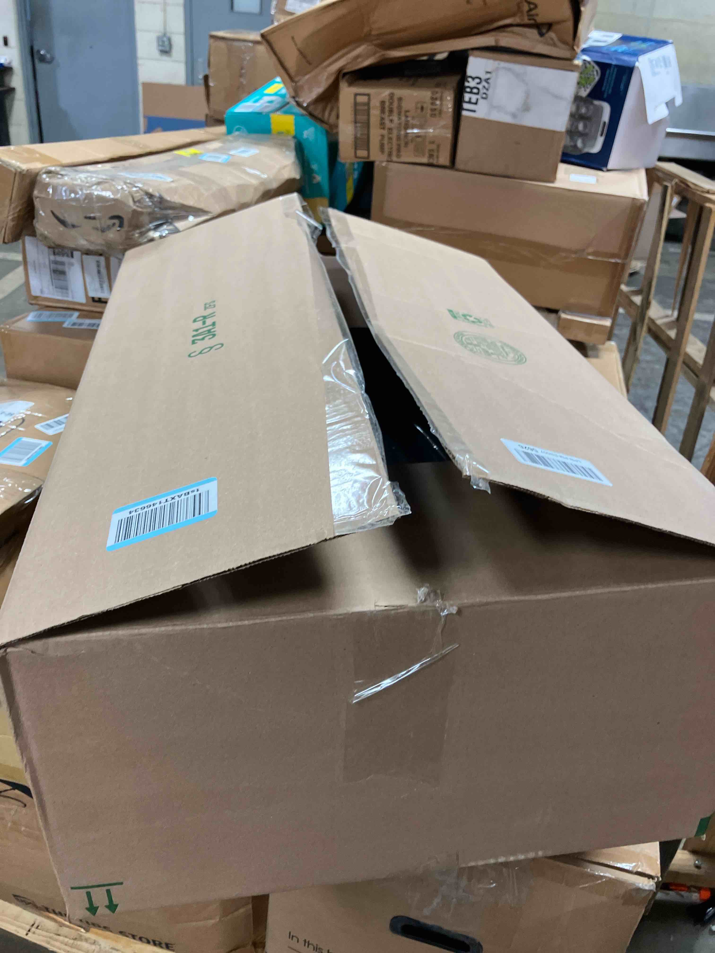 https://s3.amazonaws.com/lotting-images-prod/phillipi/BRN1925123_1756387439471.jpeg