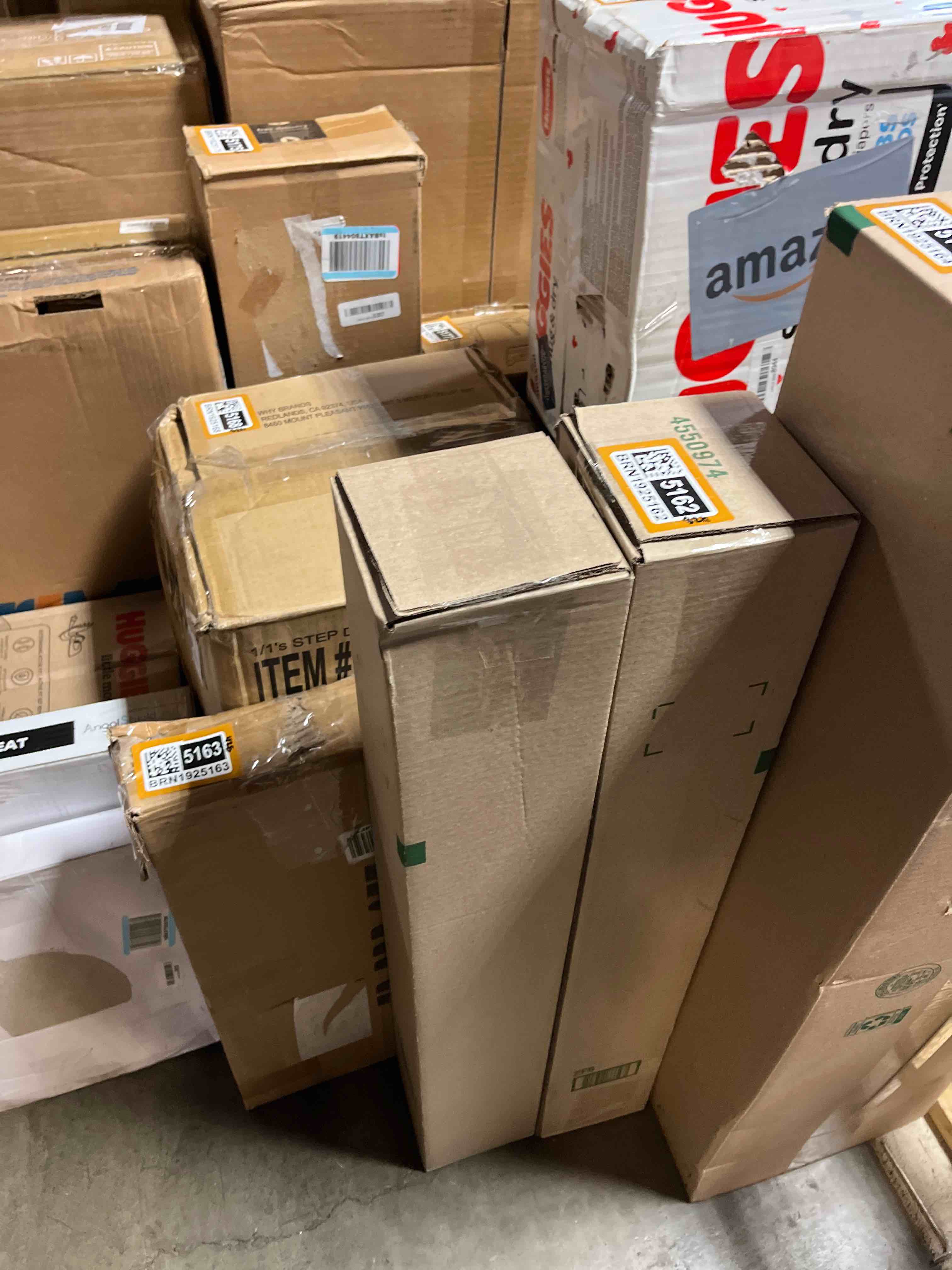 https://s3.amazonaws.com/lotting-images-prod/phillipi/BRN1925161_1756909999489.jpeg