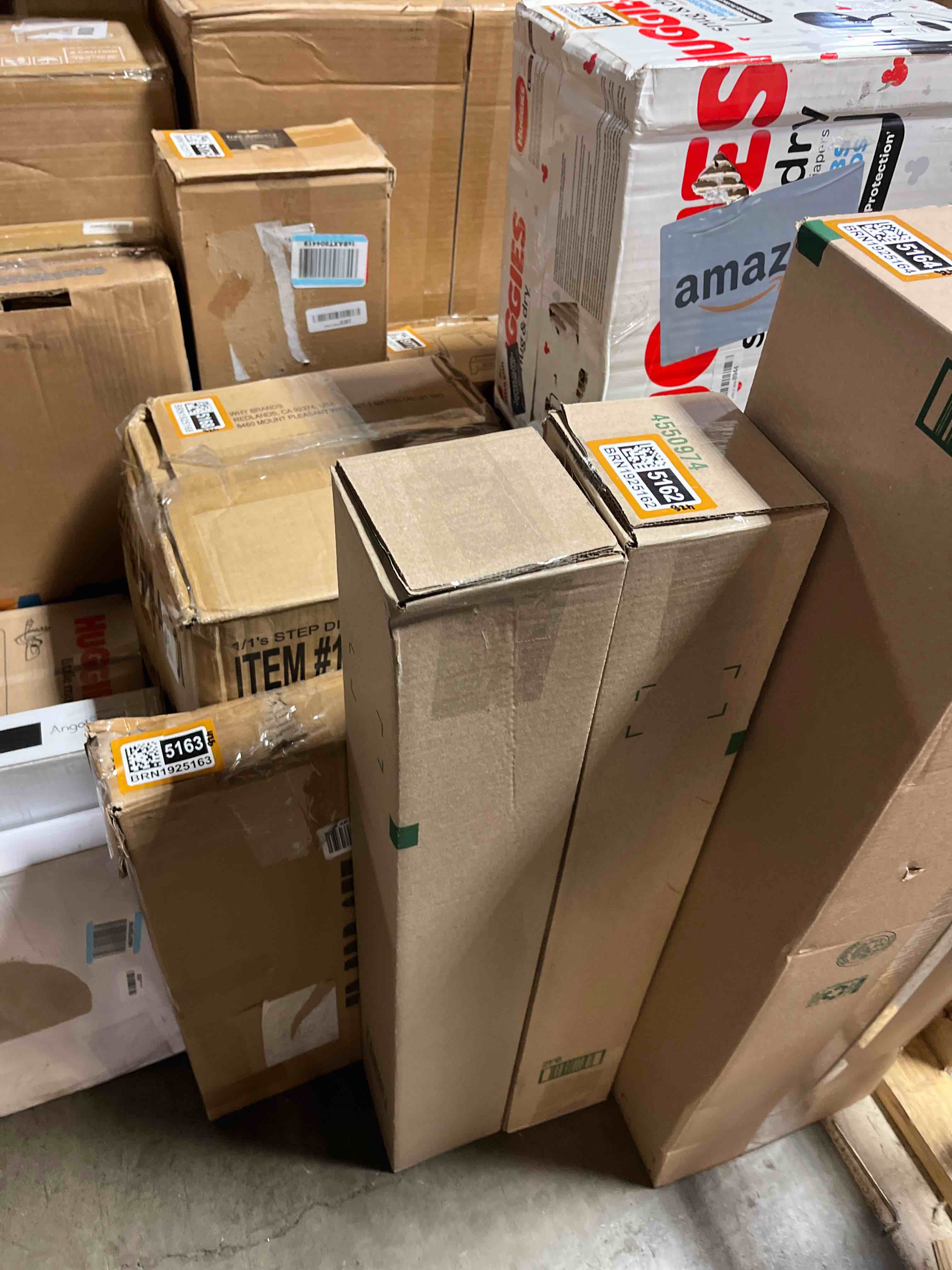 https://s3.amazonaws.com/lotting-images-prod/phillipi/BRN1925161_1756910000561.jpeg