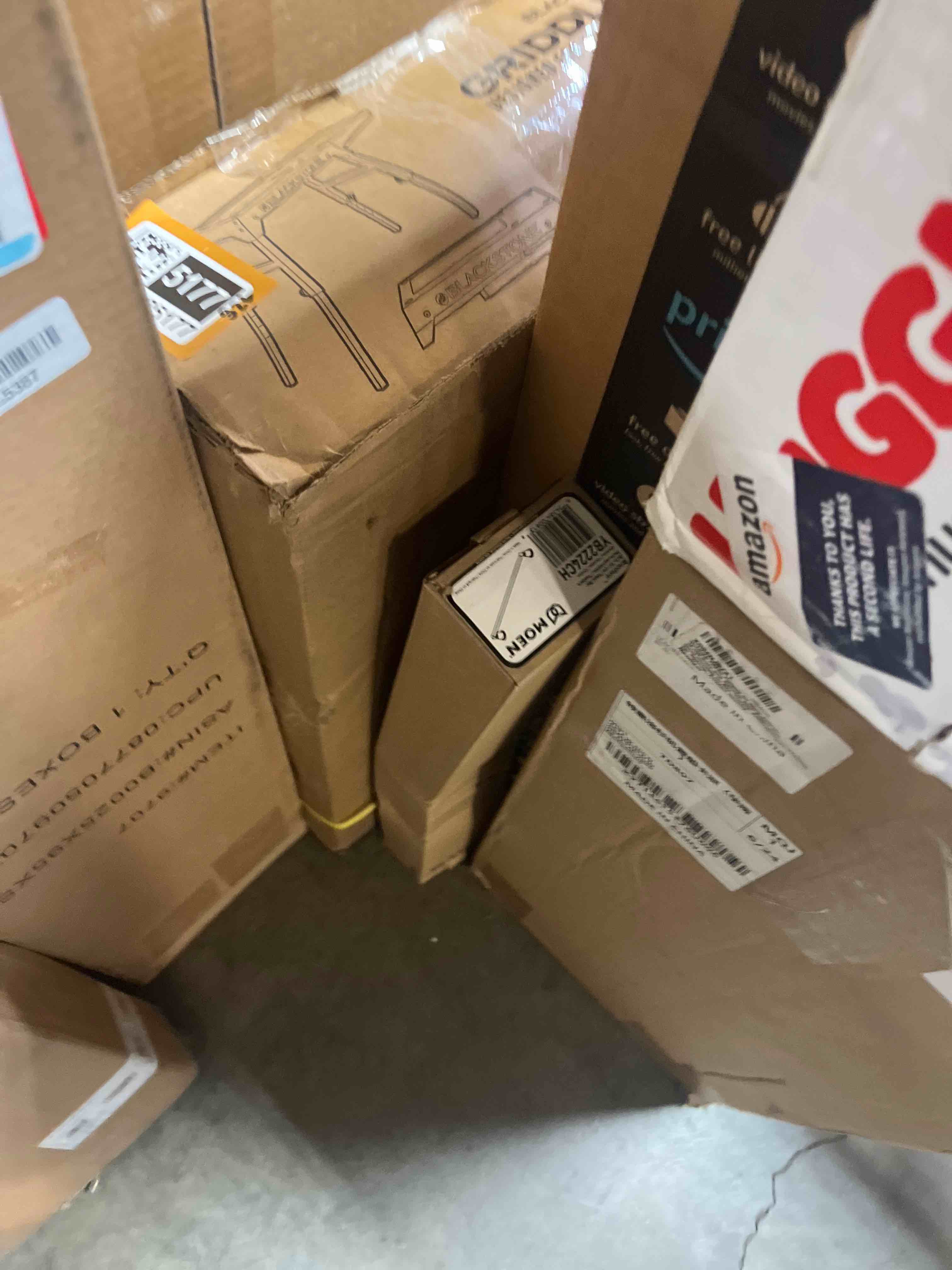 https://s3.amazonaws.com/lotting-images-prod/phillipi/BRN1925169_1756908624285.jpeg