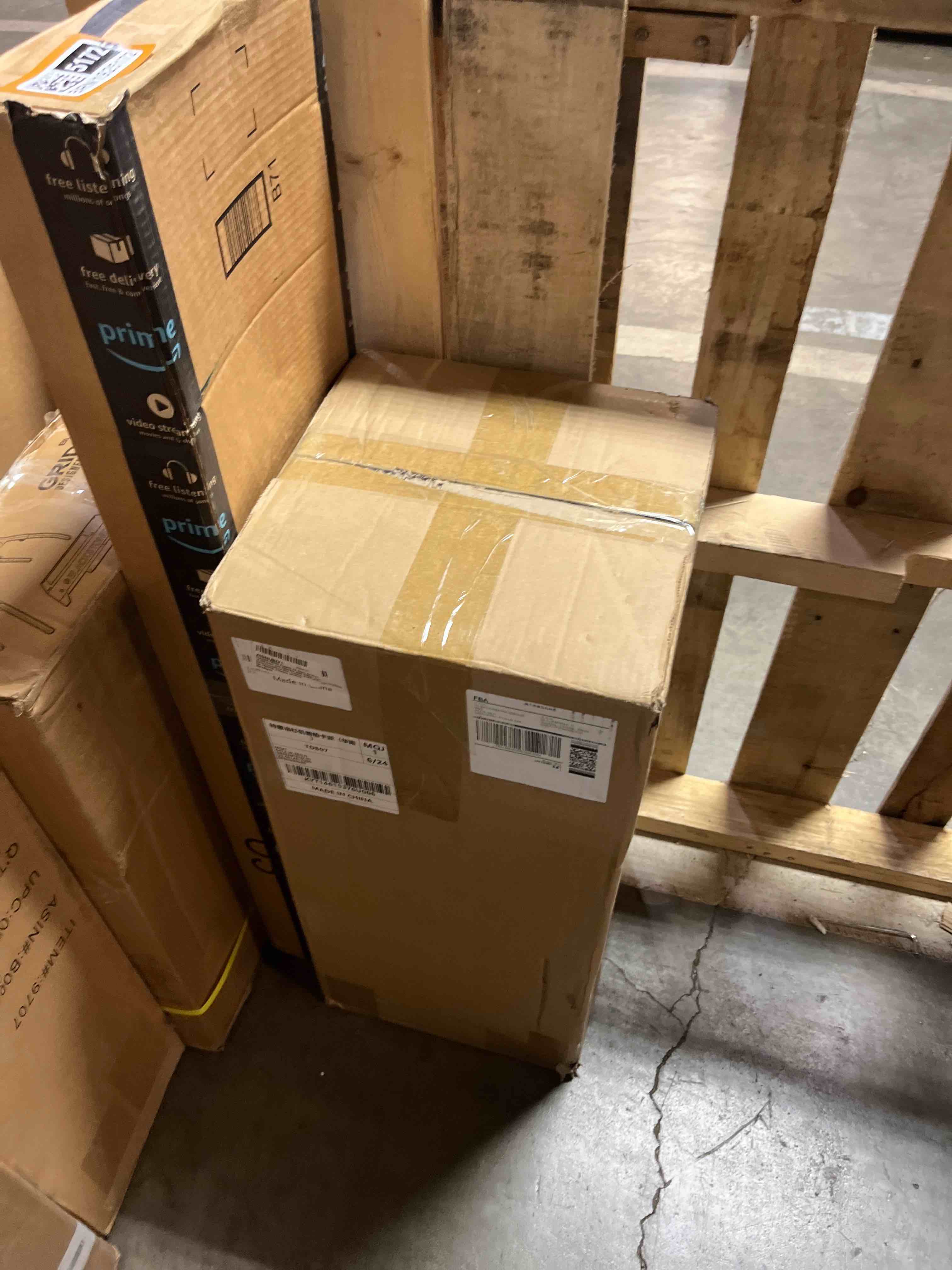 https://s3.amazonaws.com/lotting-images-prod/phillipi/BRN1925171_1756844352379.jpeg