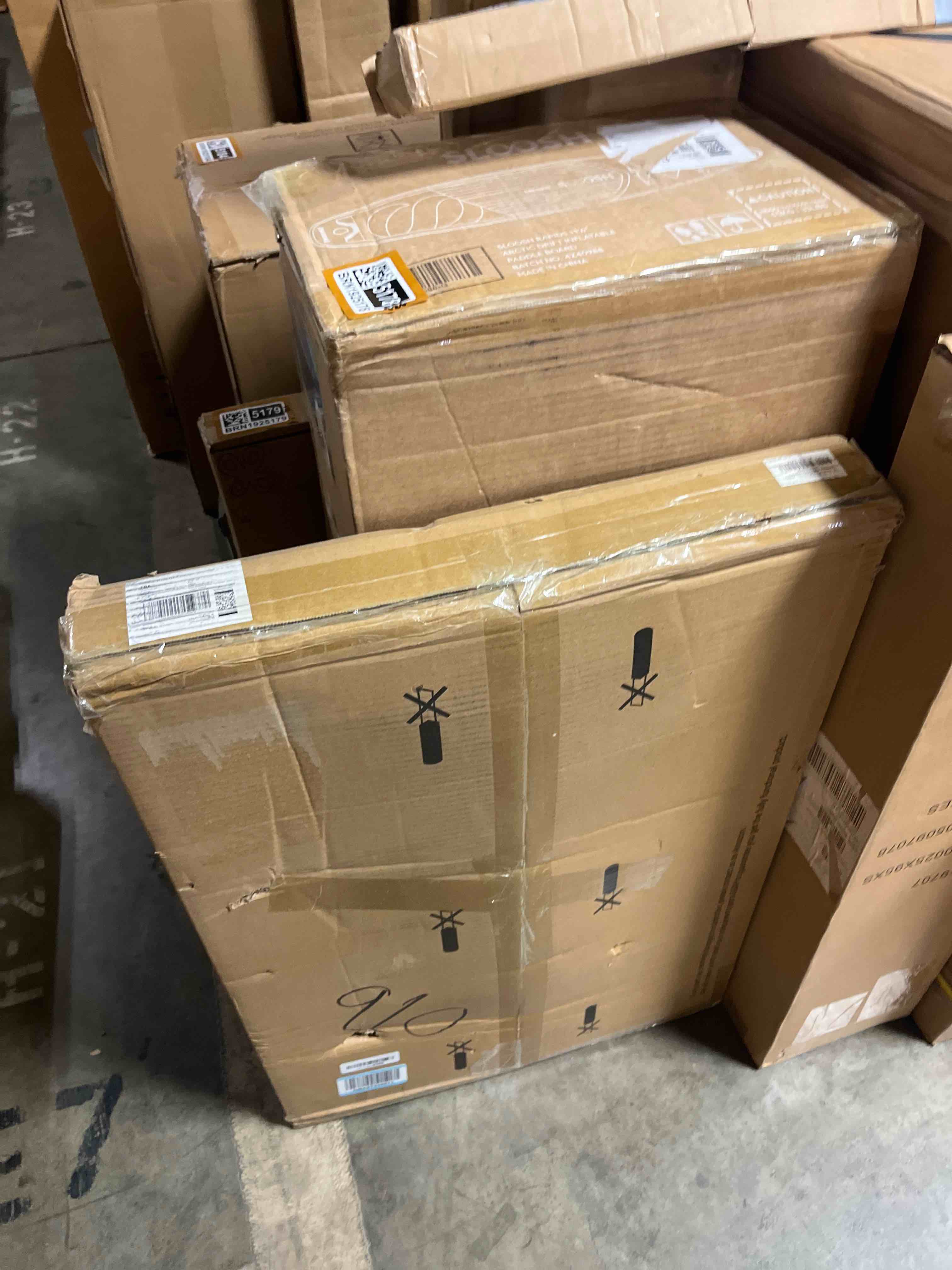 https://s3.amazonaws.com/lotting-images-prod/phillipi/BRN1925174_1756844162840.jpeg