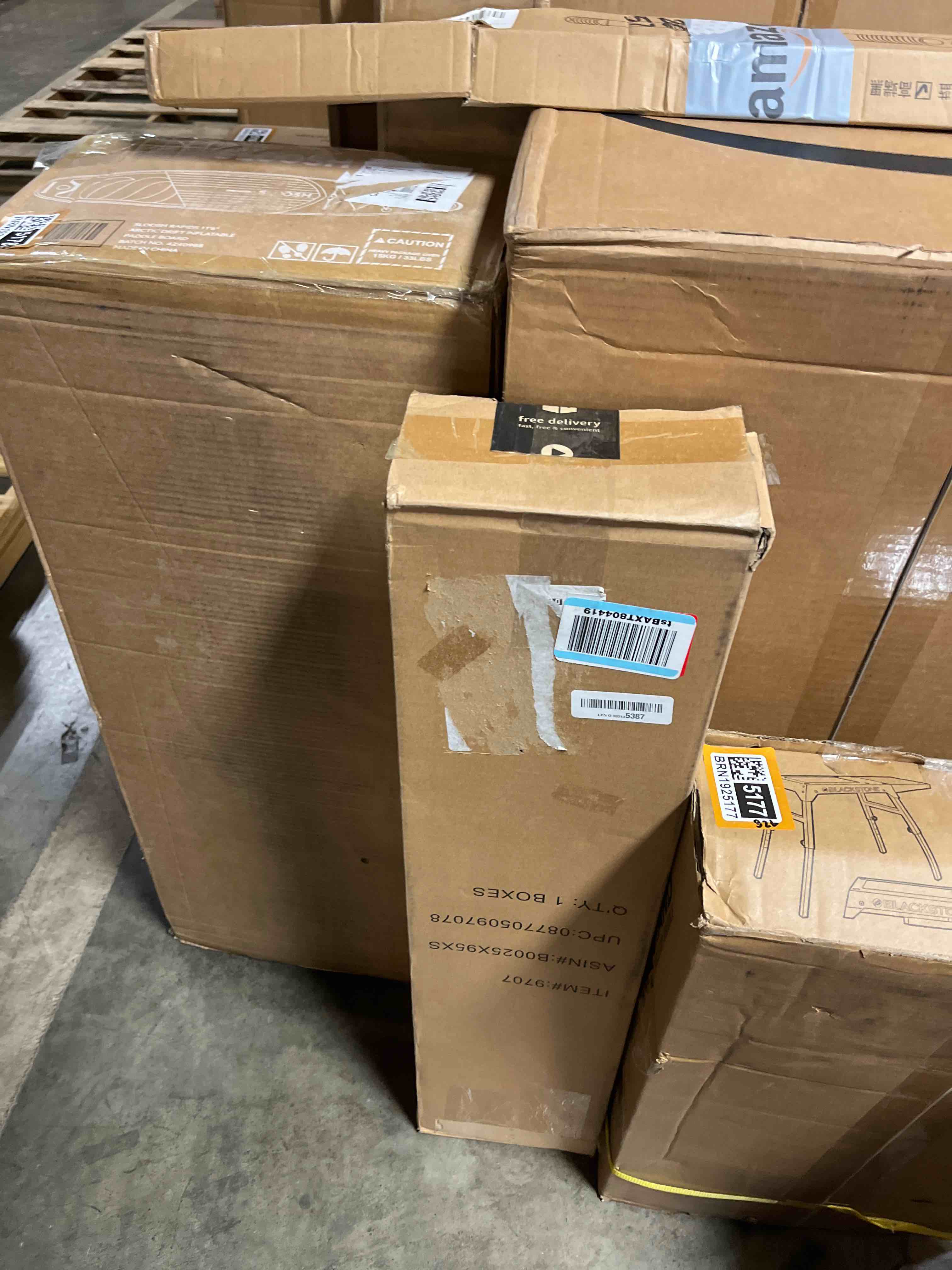 https://s3.amazonaws.com/lotting-images-prod/phillipi/BRN1925175_1756844069310.jpeg