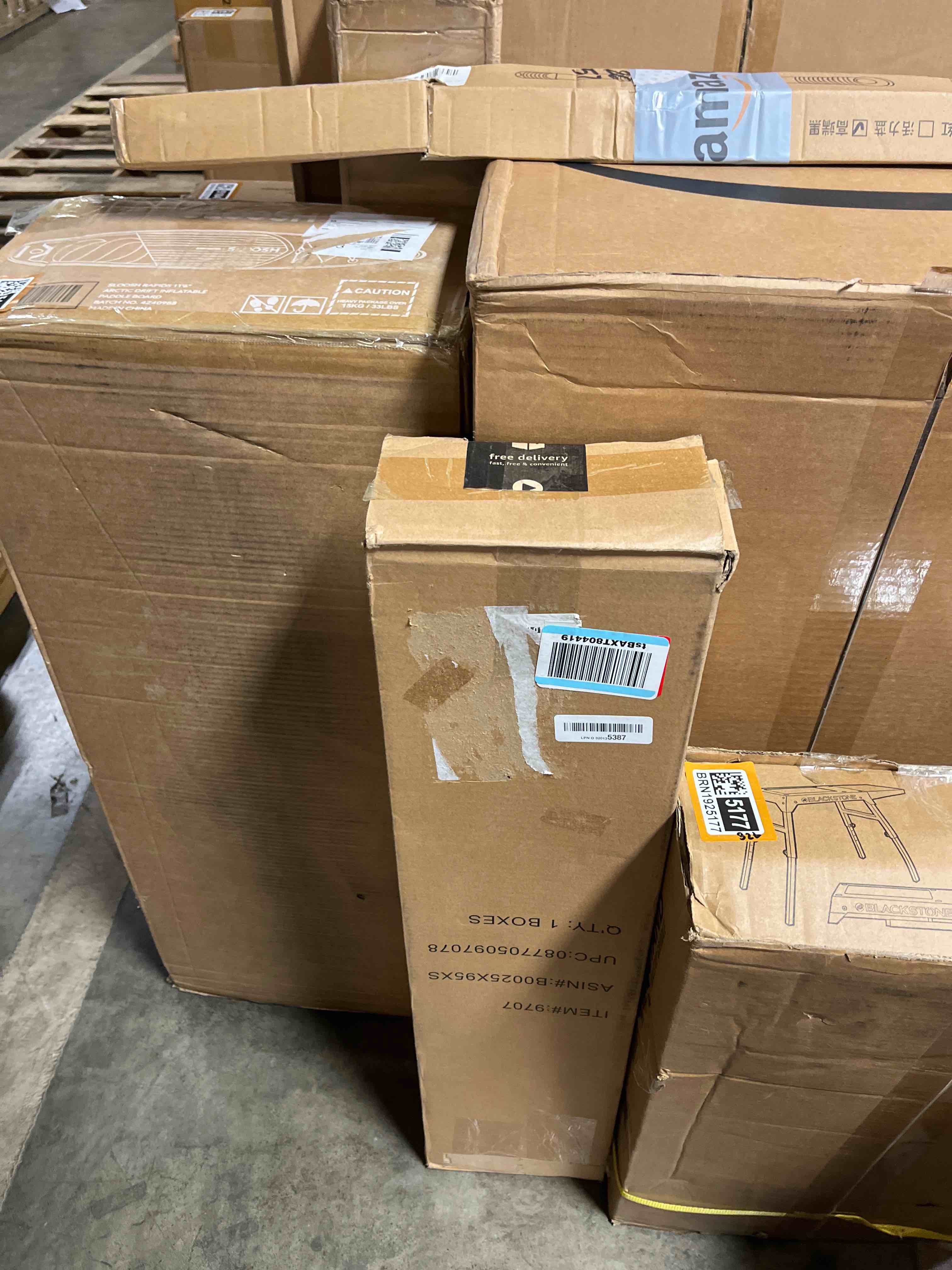 https://s3.amazonaws.com/lotting-images-prod/phillipi/BRN1925175_1756844070293.jpeg