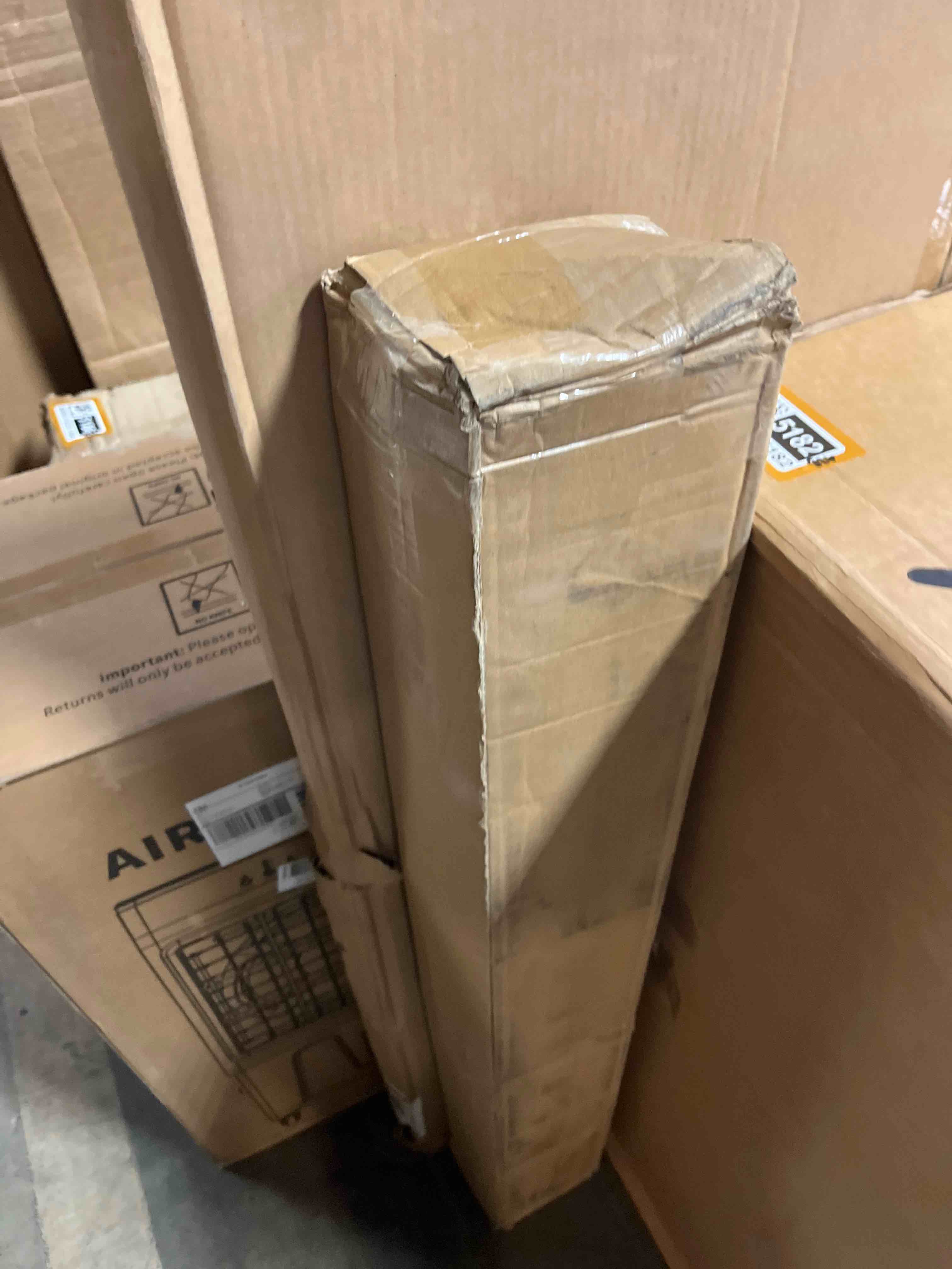 https://s3.amazonaws.com/lotting-images-prod/phillipi/BRN1925181_1756843640029.jpeg