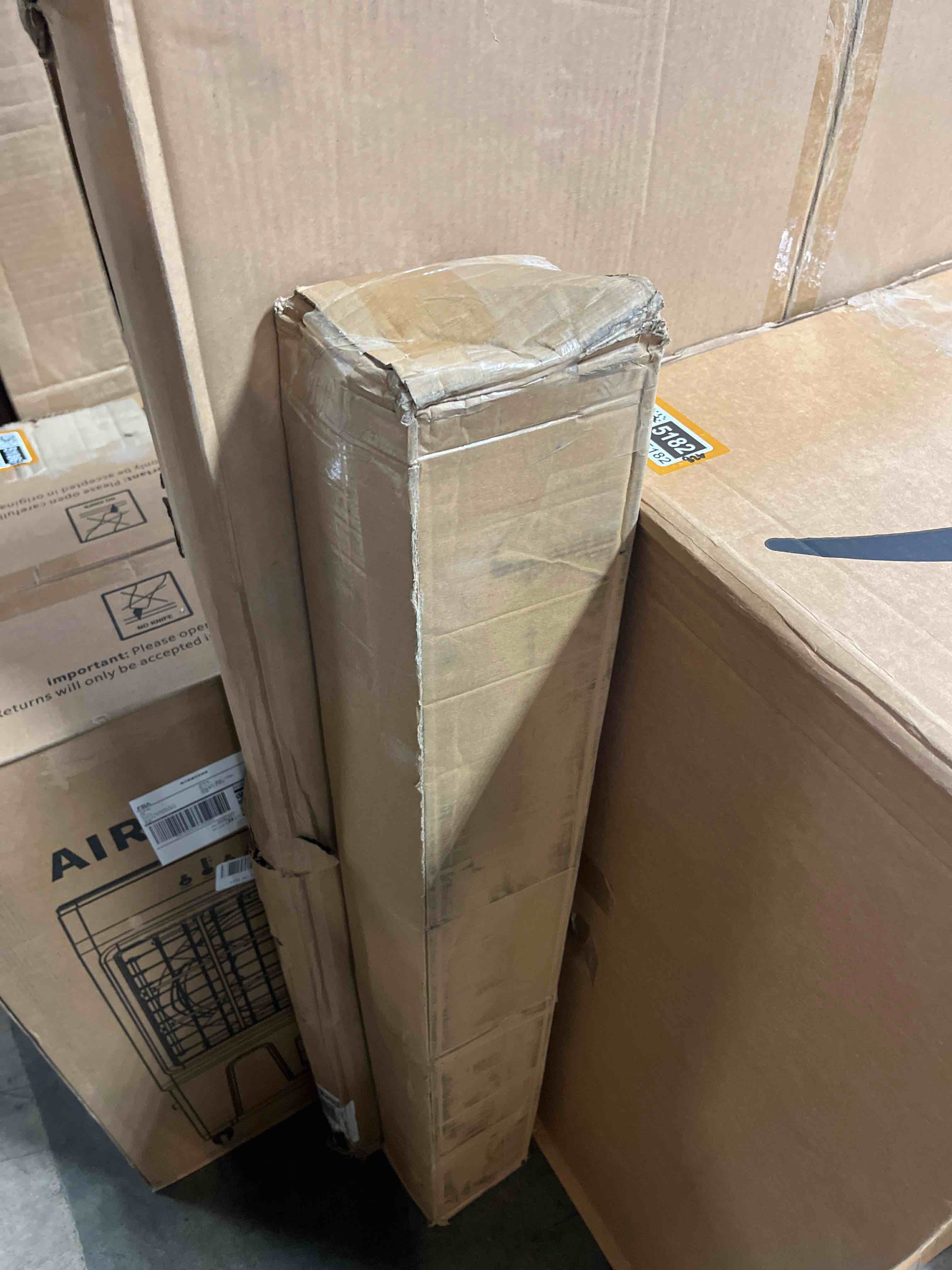 https://s3.amazonaws.com/lotting-images-prod/phillipi/BRN1925181_1756843640940.jpeg
