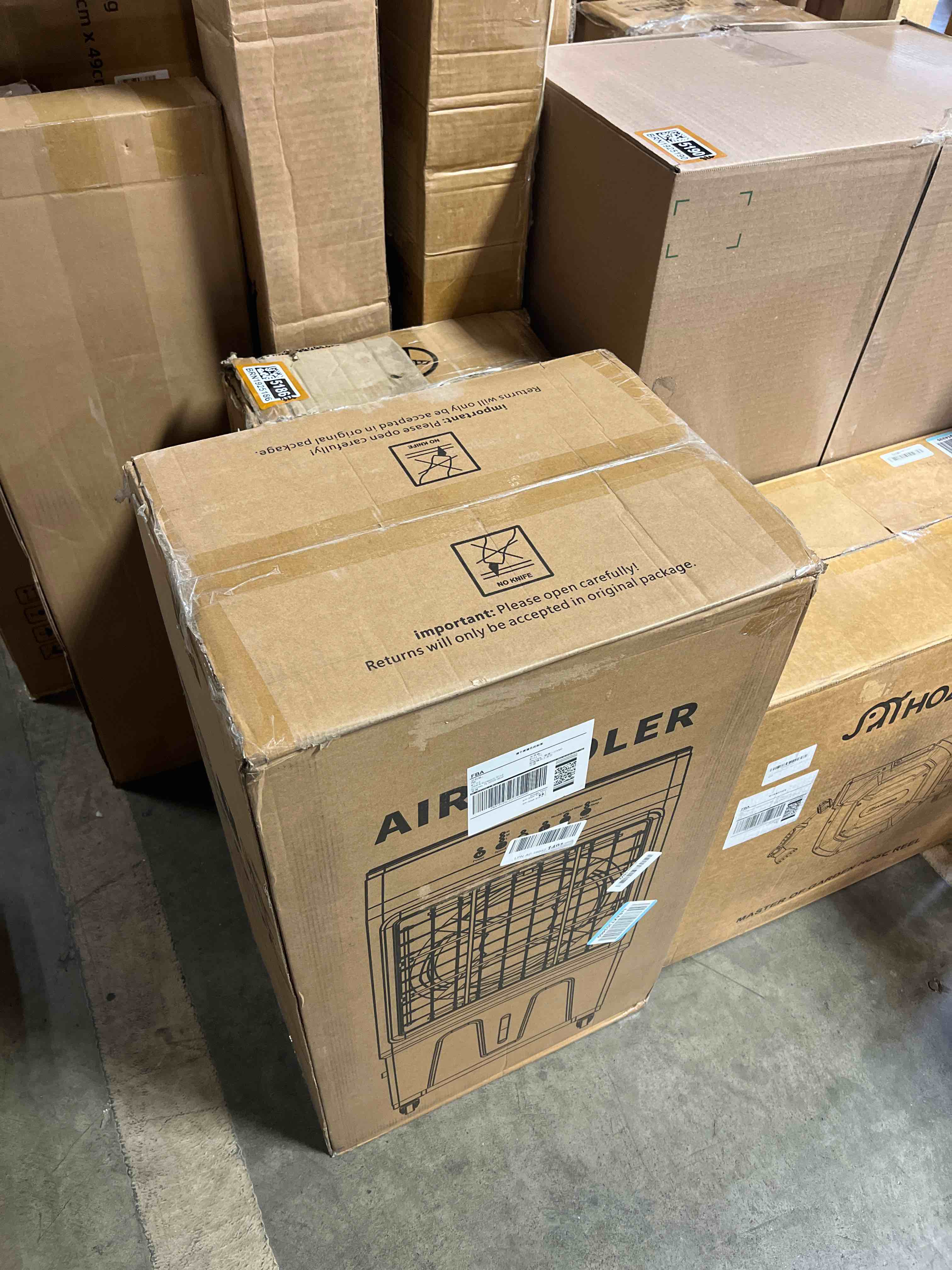 https://s3.amazonaws.com/lotting-images-prod/phillipi/BRN1925184_1756843309355.jpeg