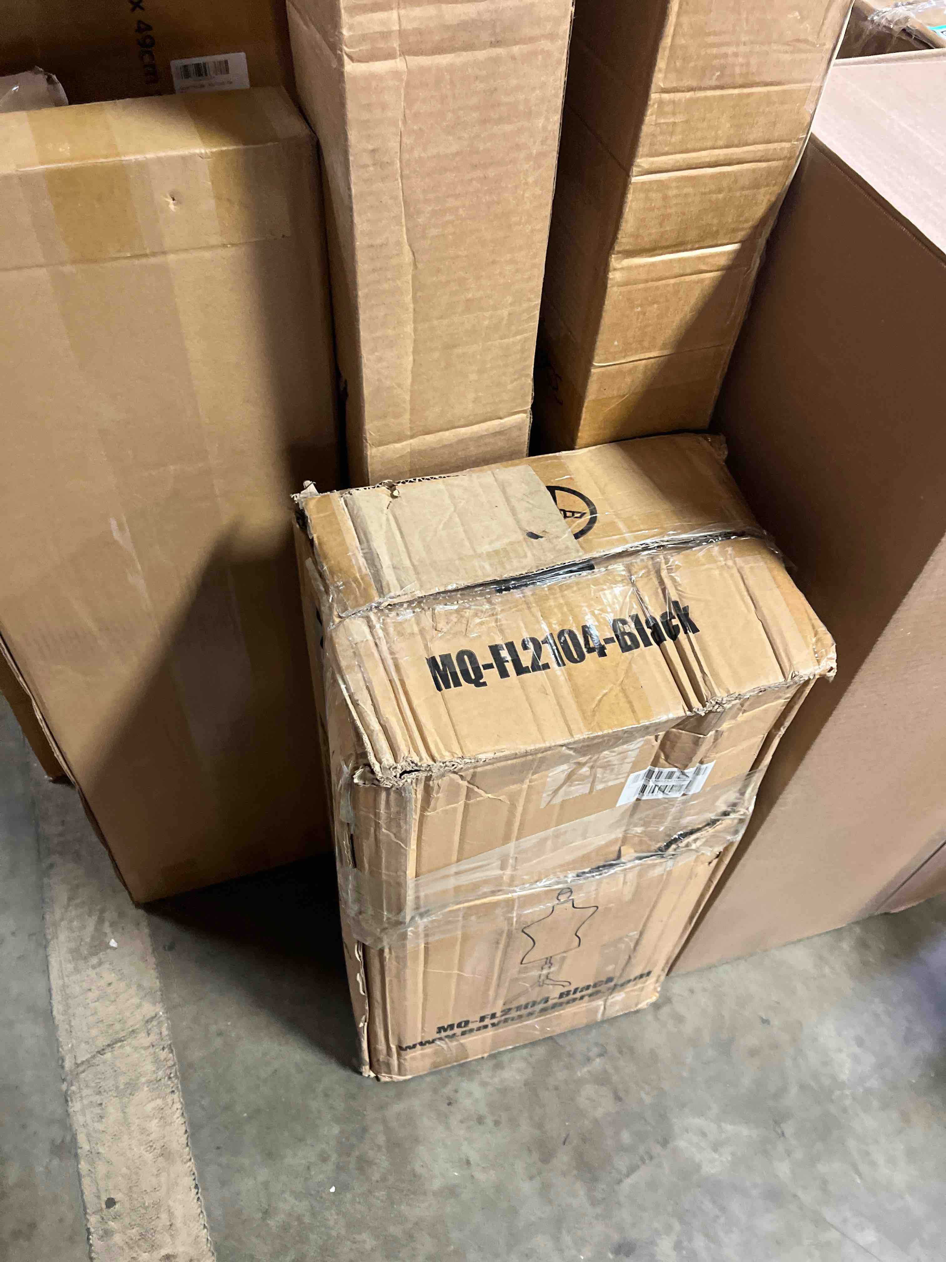 https://s3.amazonaws.com/lotting-images-prod/phillipi/BRN1925186_1756843047023.jpeg