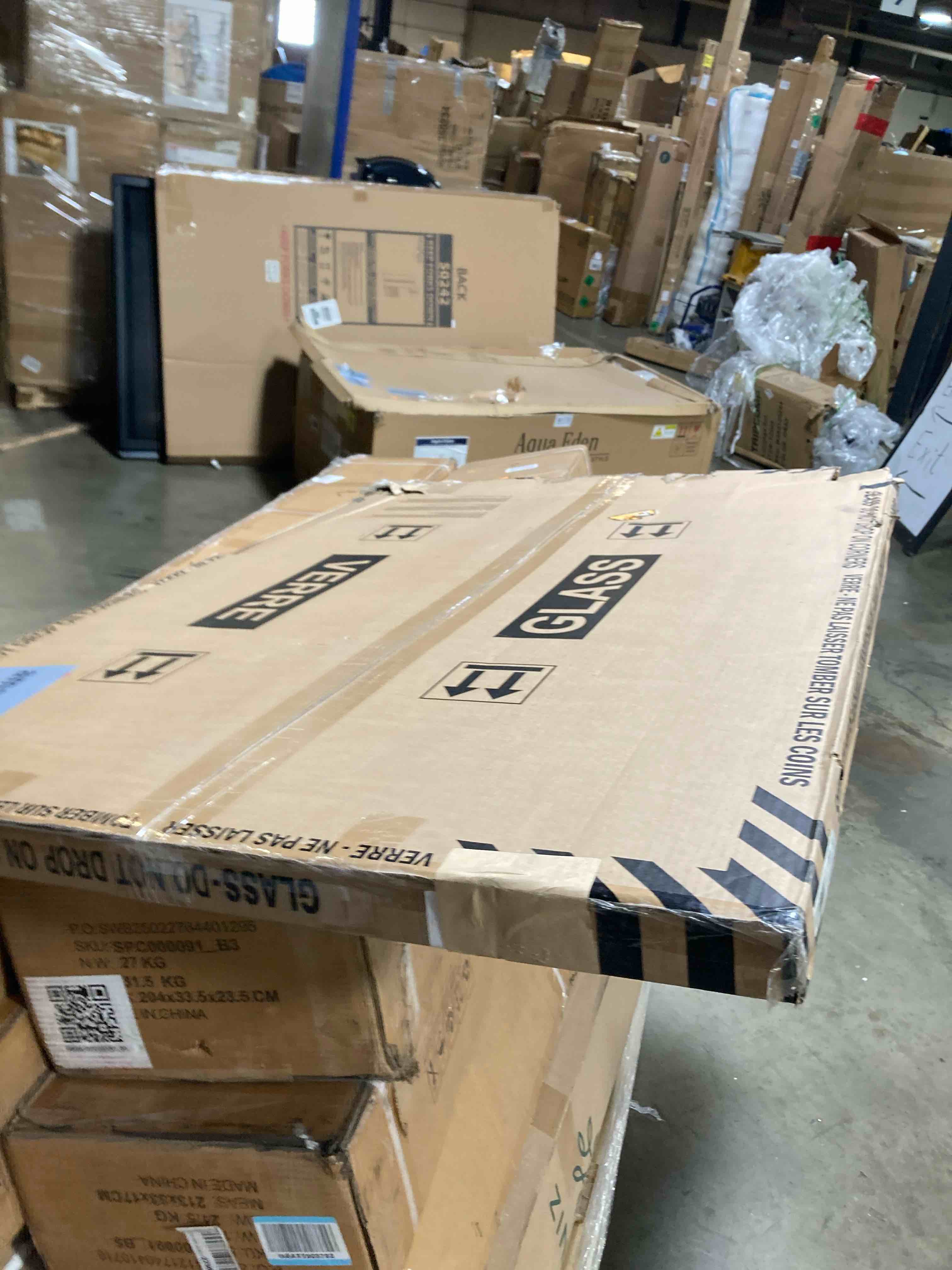 https://s3.amazonaws.com/lotting-images-prod/phillipi/BRN1925196_1757352493171.jpeg
