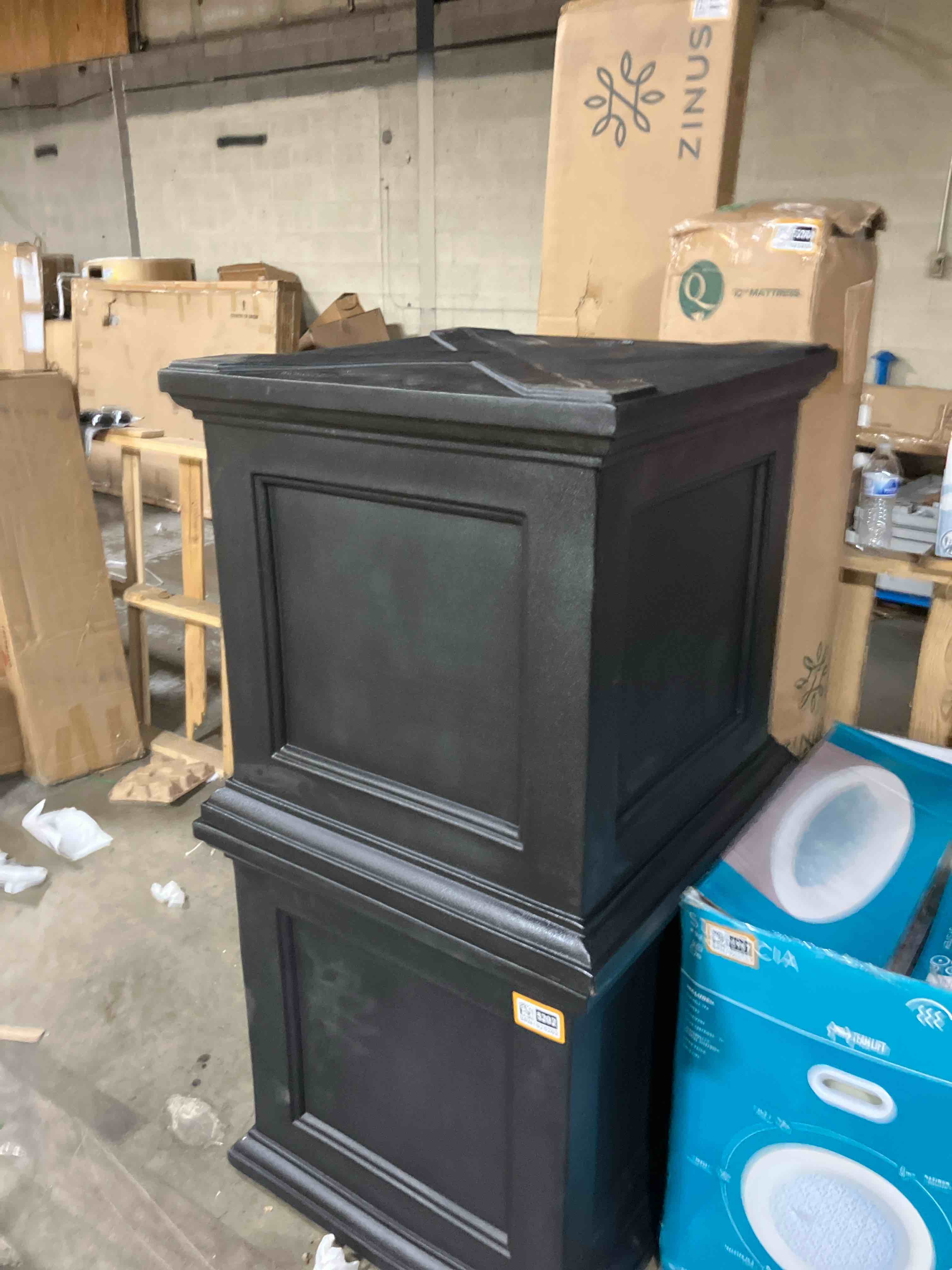 https://s3.amazonaws.com/lotting-images-prod/phillipi/BRN1925202_1757359363694.jpeg
