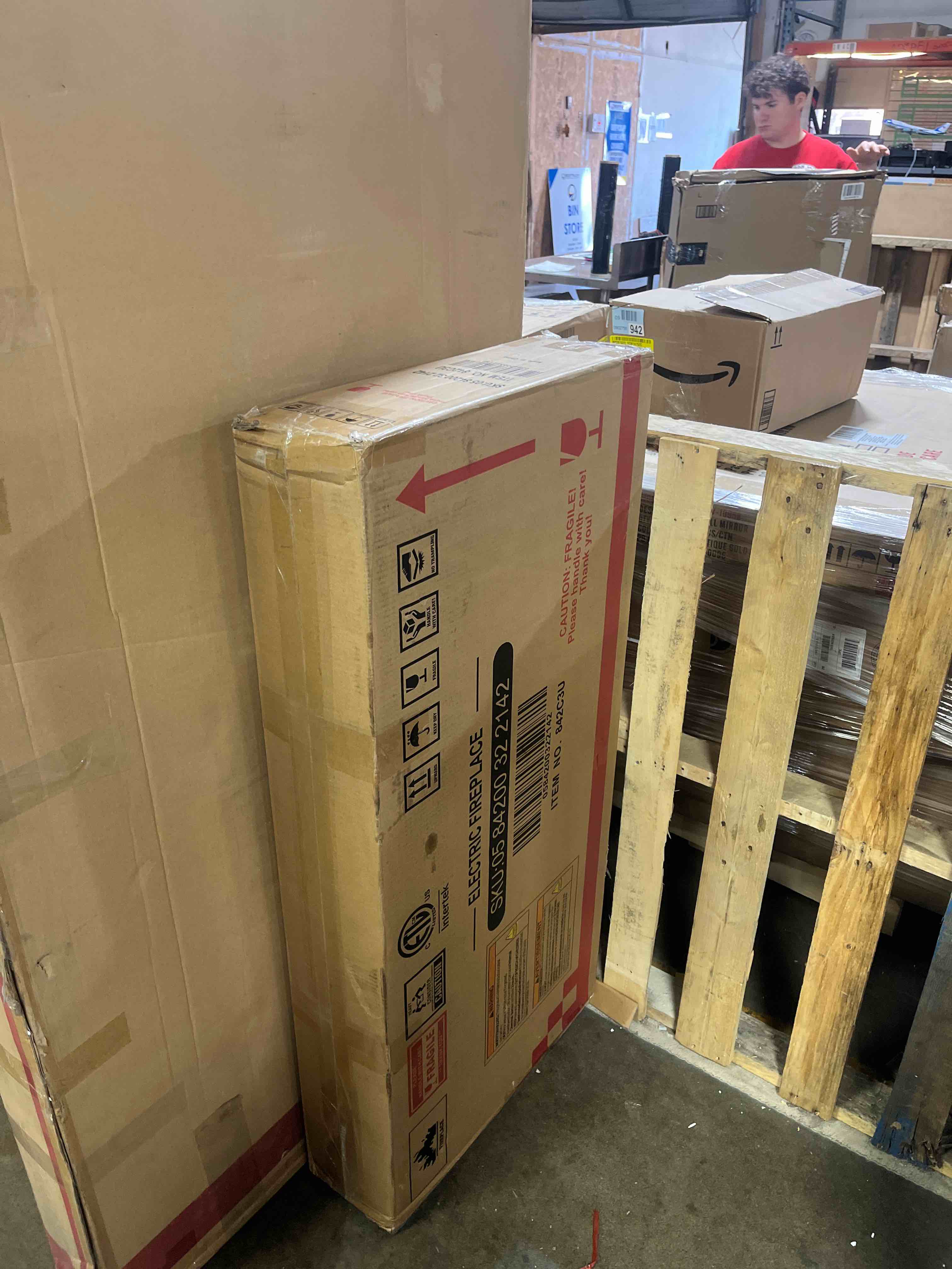 https://s3.amazonaws.com/lotting-images-prod/phillipi/BRN1925238_1757518519754.jpeg