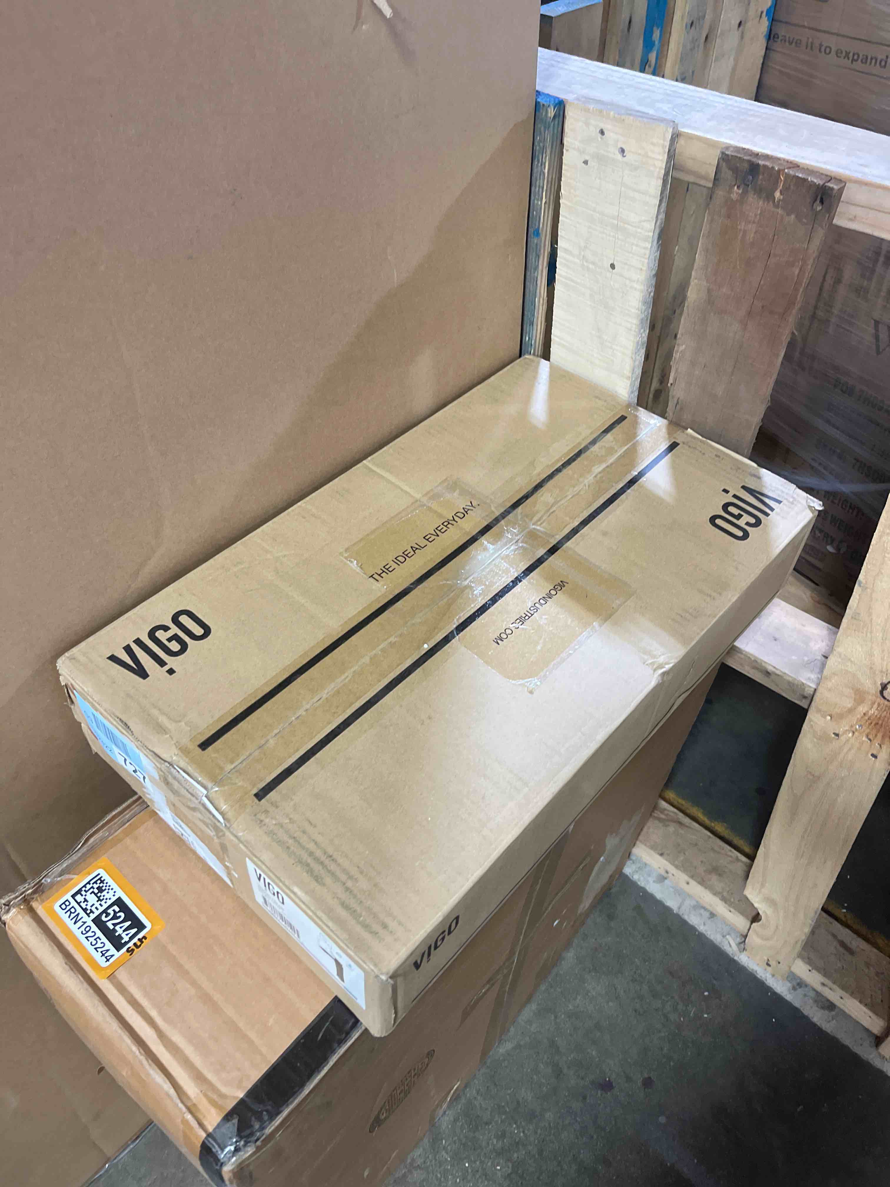 https://s3.amazonaws.com/lotting-images-prod/phillipi/BRN1925245_1757521492053.jpeg
