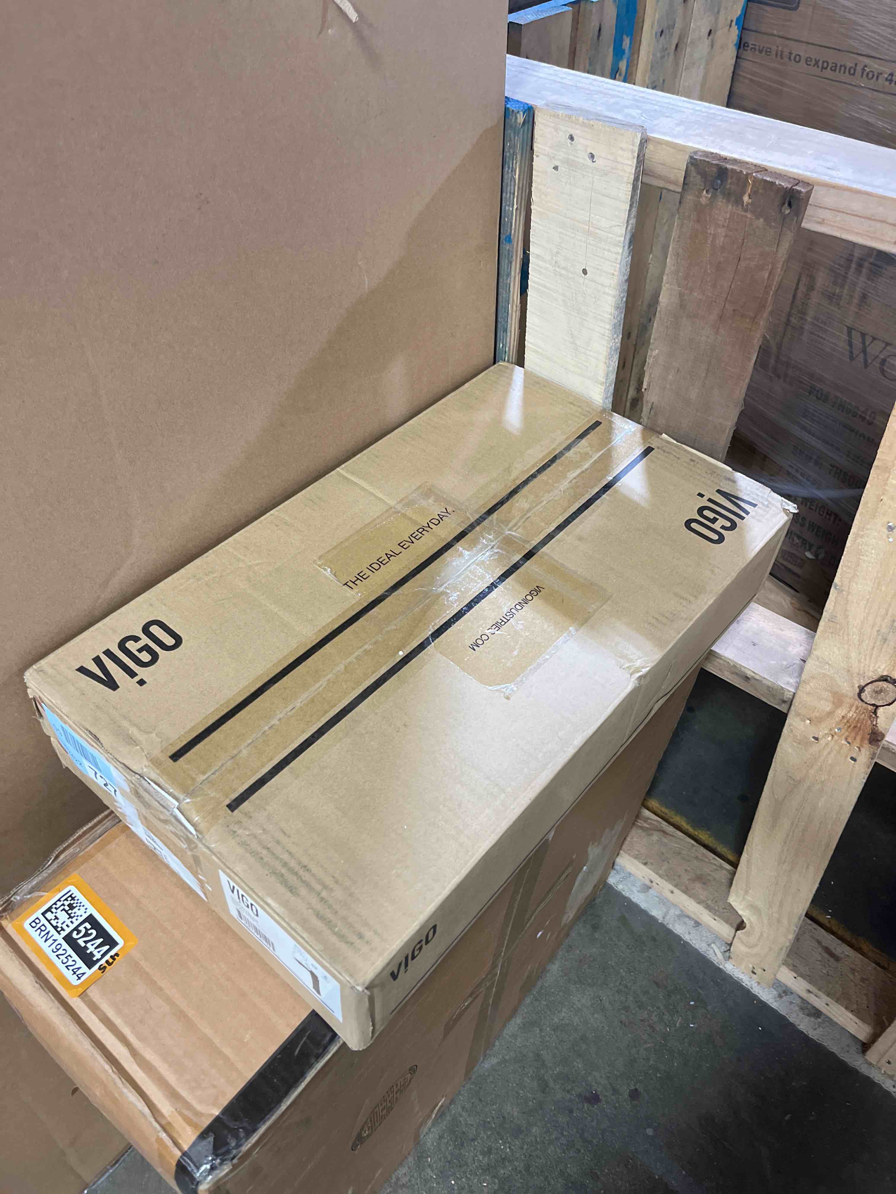 https://s3.amazonaws.com/lotting-images-prod/phillipi/BRN1925245_1757521493070.jpeg