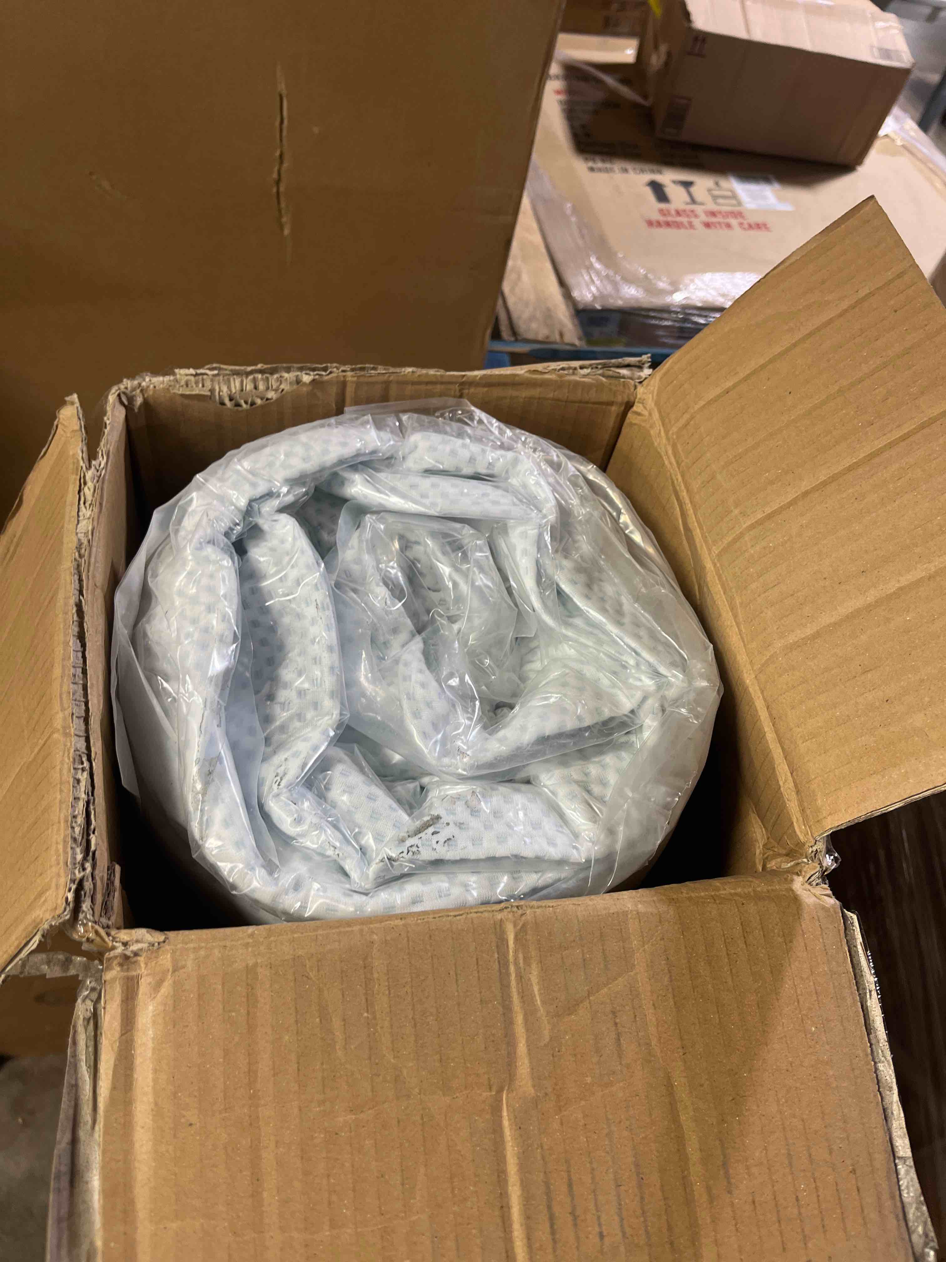 https://s3.amazonaws.com/lotting-images-prod/phillipi/BRN1925249_1757522681273.jpeg