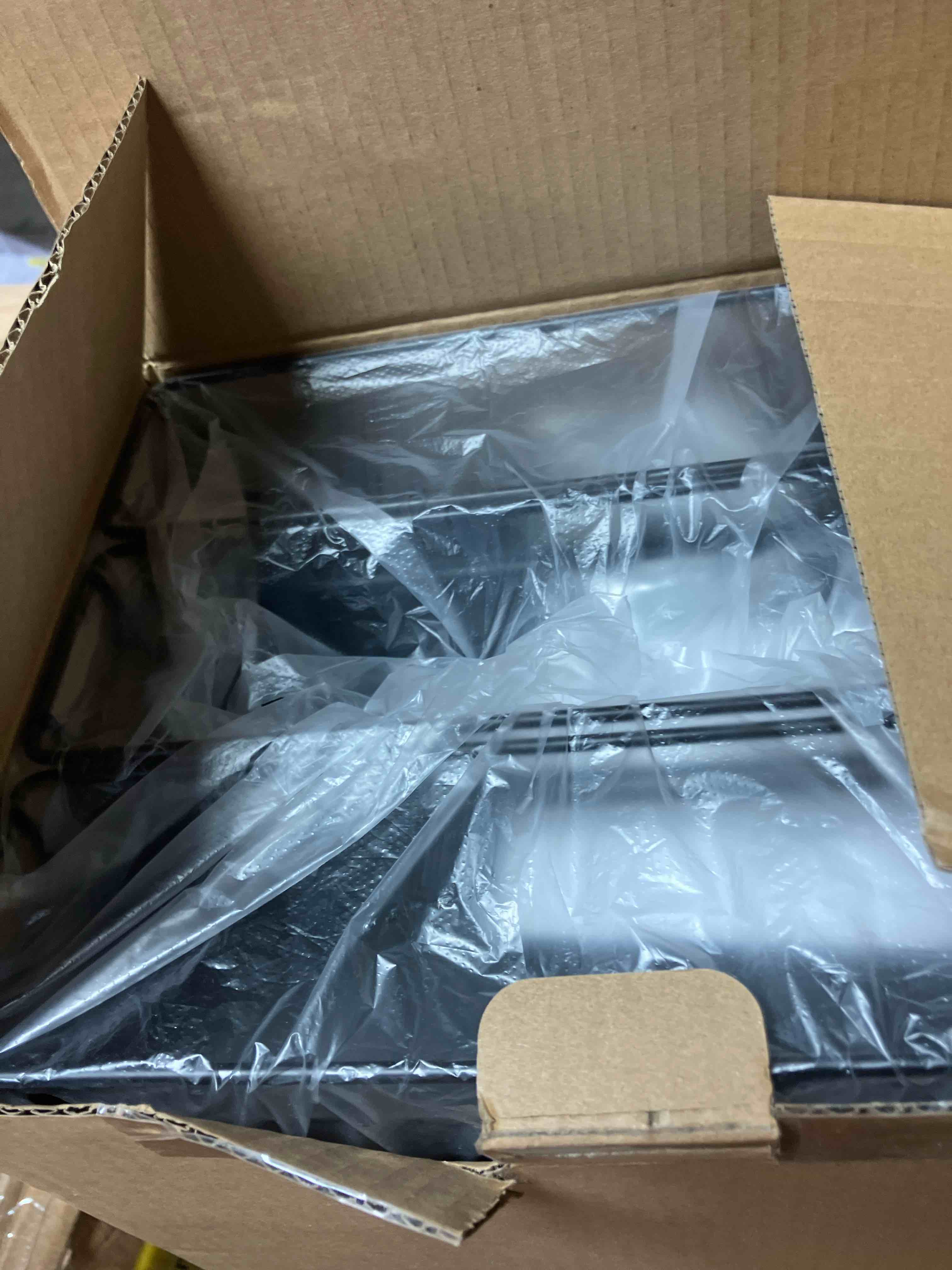 https://s3.amazonaws.com/lotting-images-prod/phillipi/BRN1925308_1757522894101.jpeg