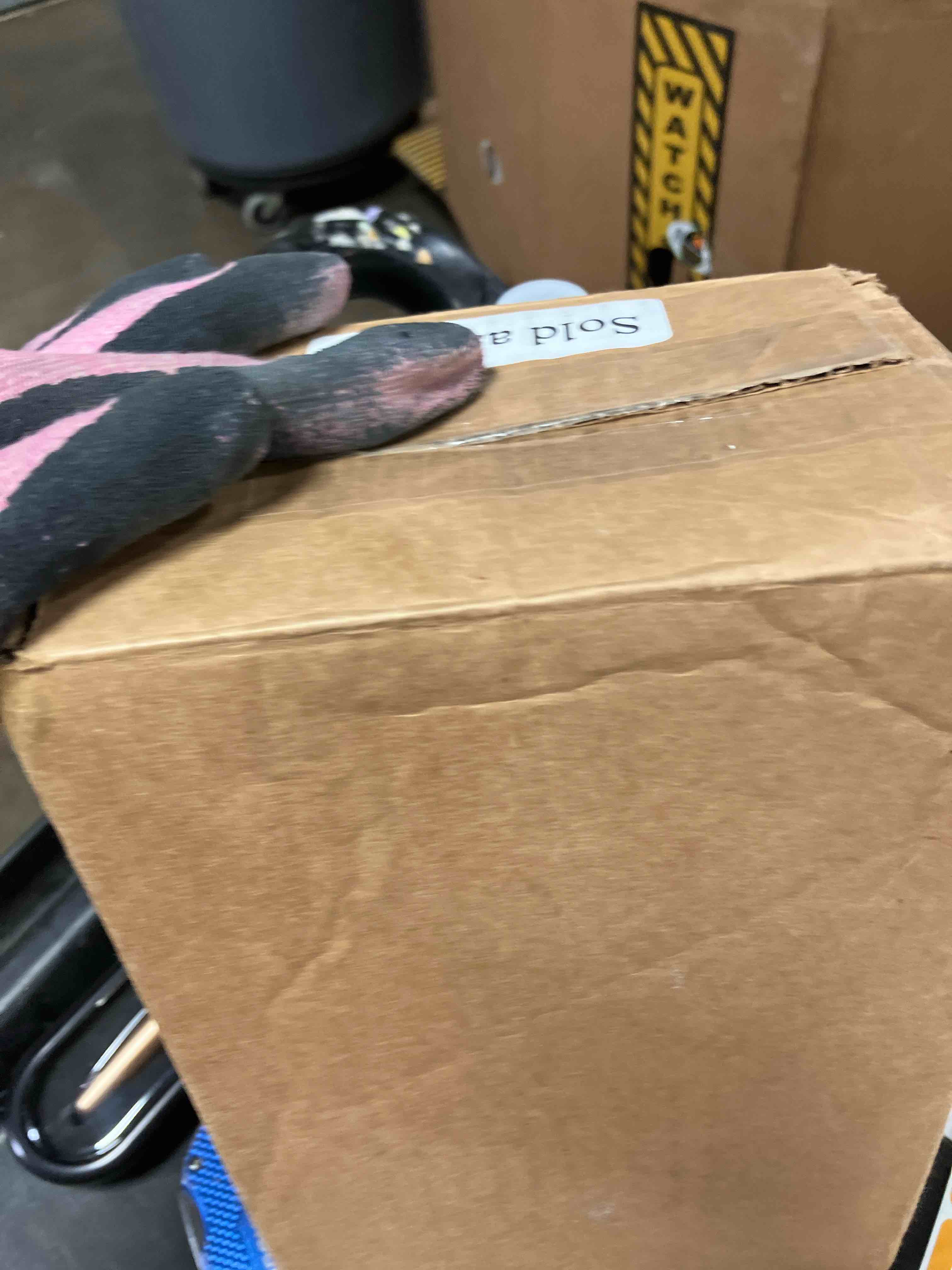 https://s3.amazonaws.com/lotting-images-prod/phillipi/BRN1925310_1757522745197.jpeg