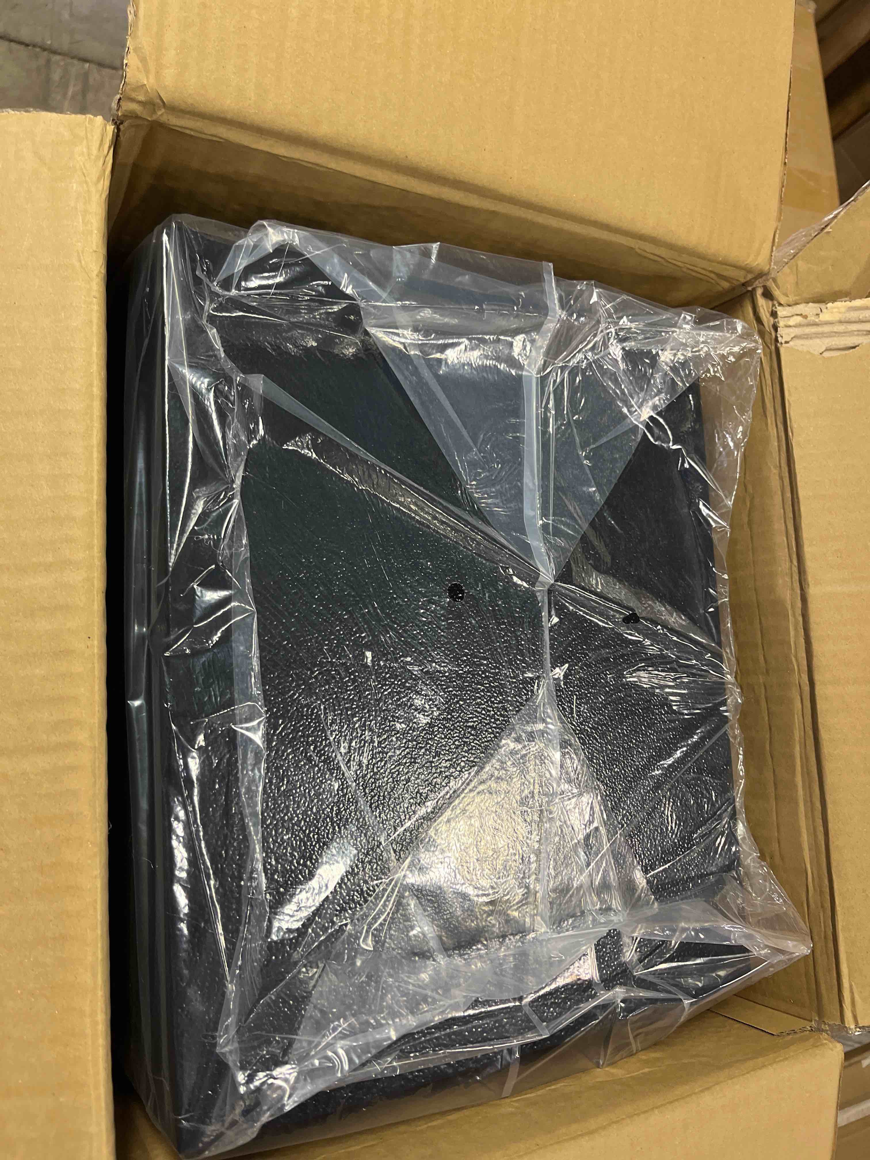 https://s3.amazonaws.com/lotting-images-prod/phillipi/BRN1925393_1758730761583.jpeg