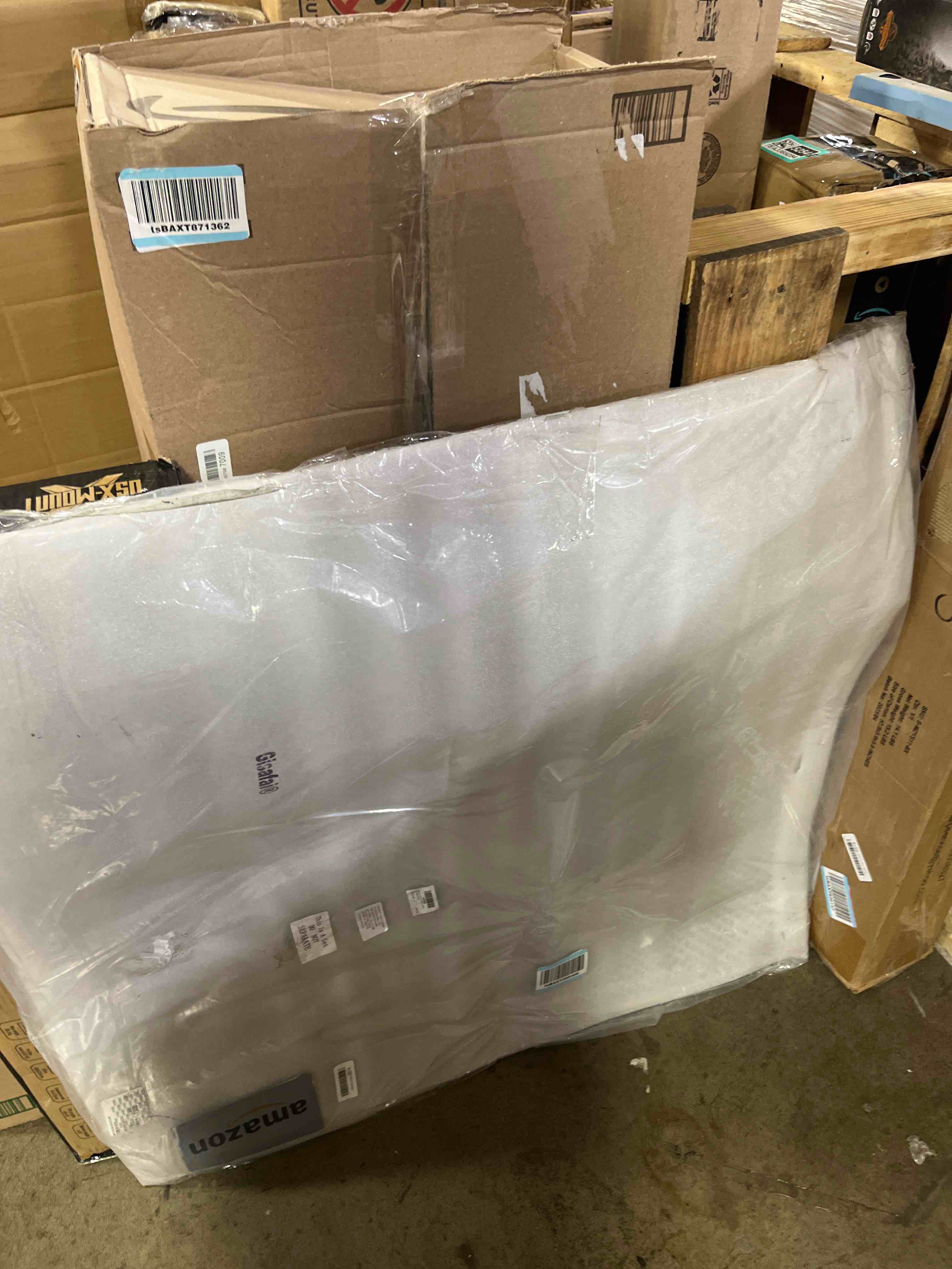 https://s3.amazonaws.com/lotting-images-prod/phillipi/BRN1925427_1758725156988.jpeg