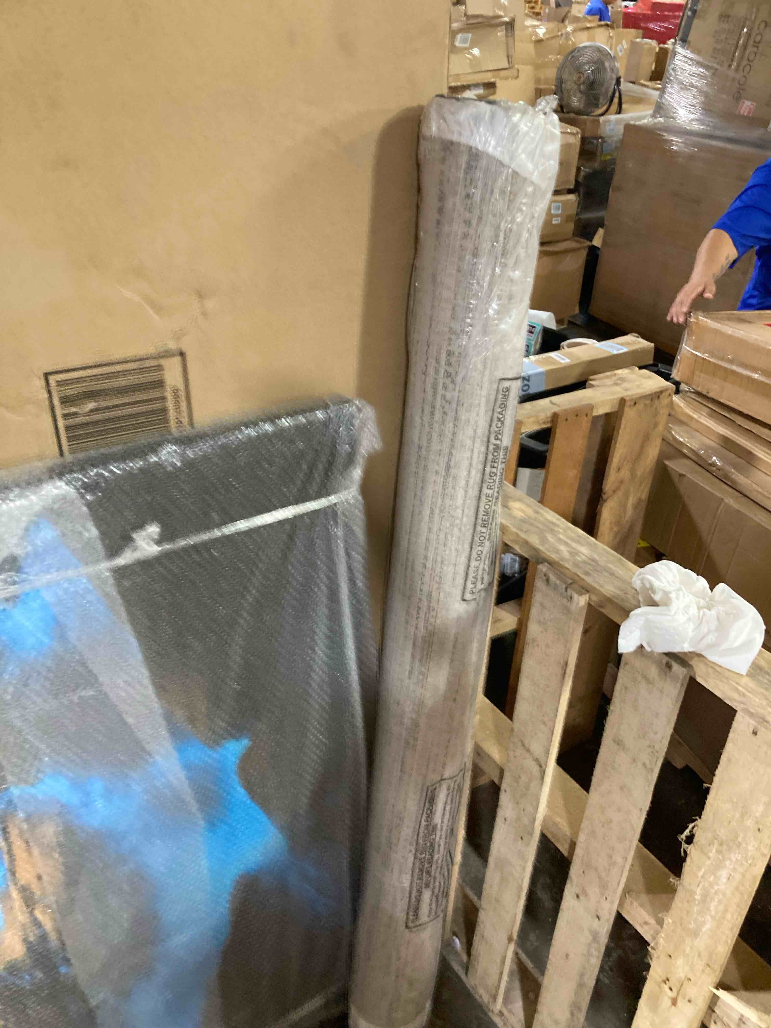 https://s3.amazonaws.com/lotting-images-prod/phillipi/BRN1925435_1758731760685.jpeg