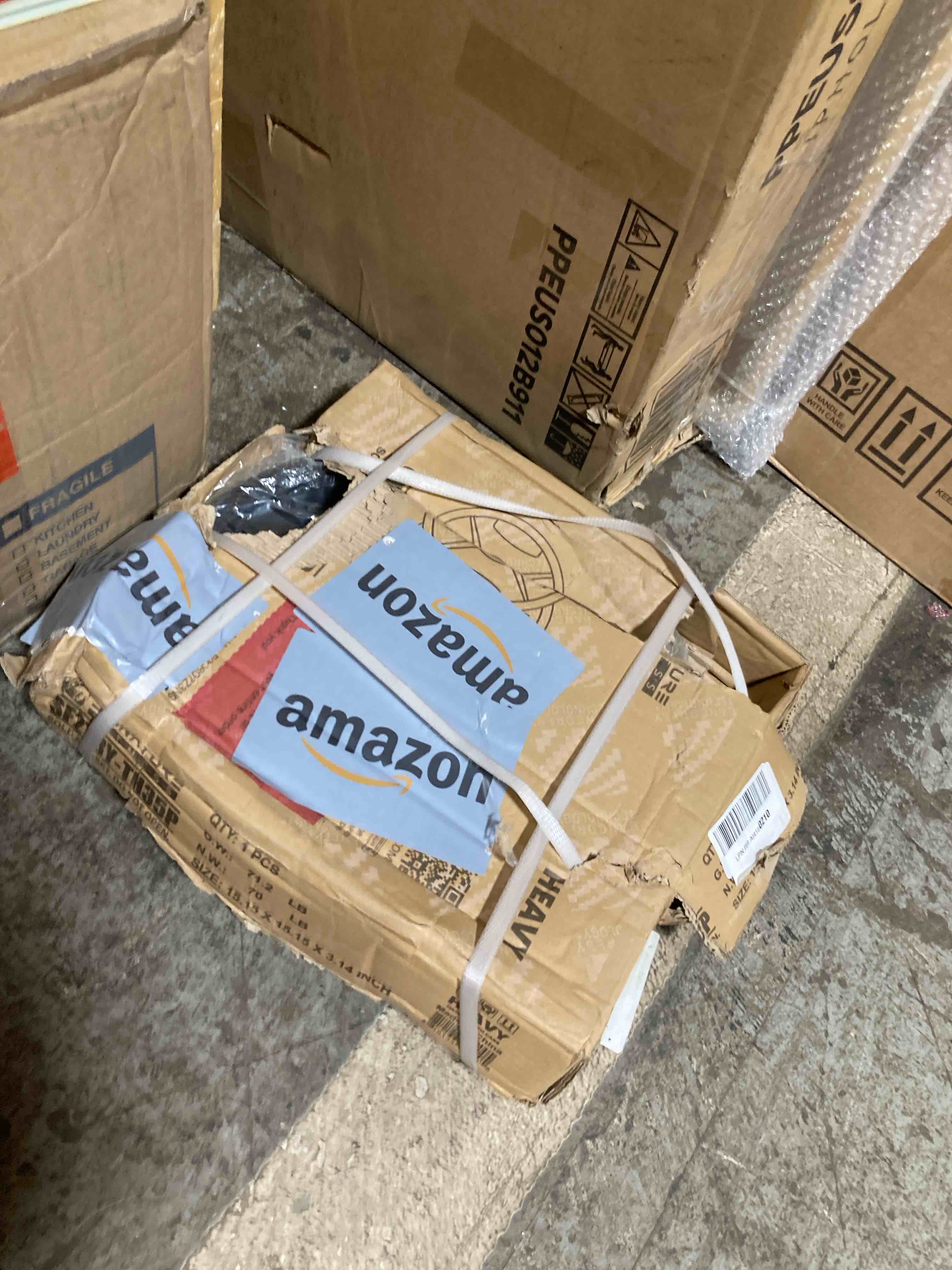 https://s3.amazonaws.com/lotting-images-prod/phillipi/BRN1925443_1758733290528.jpeg