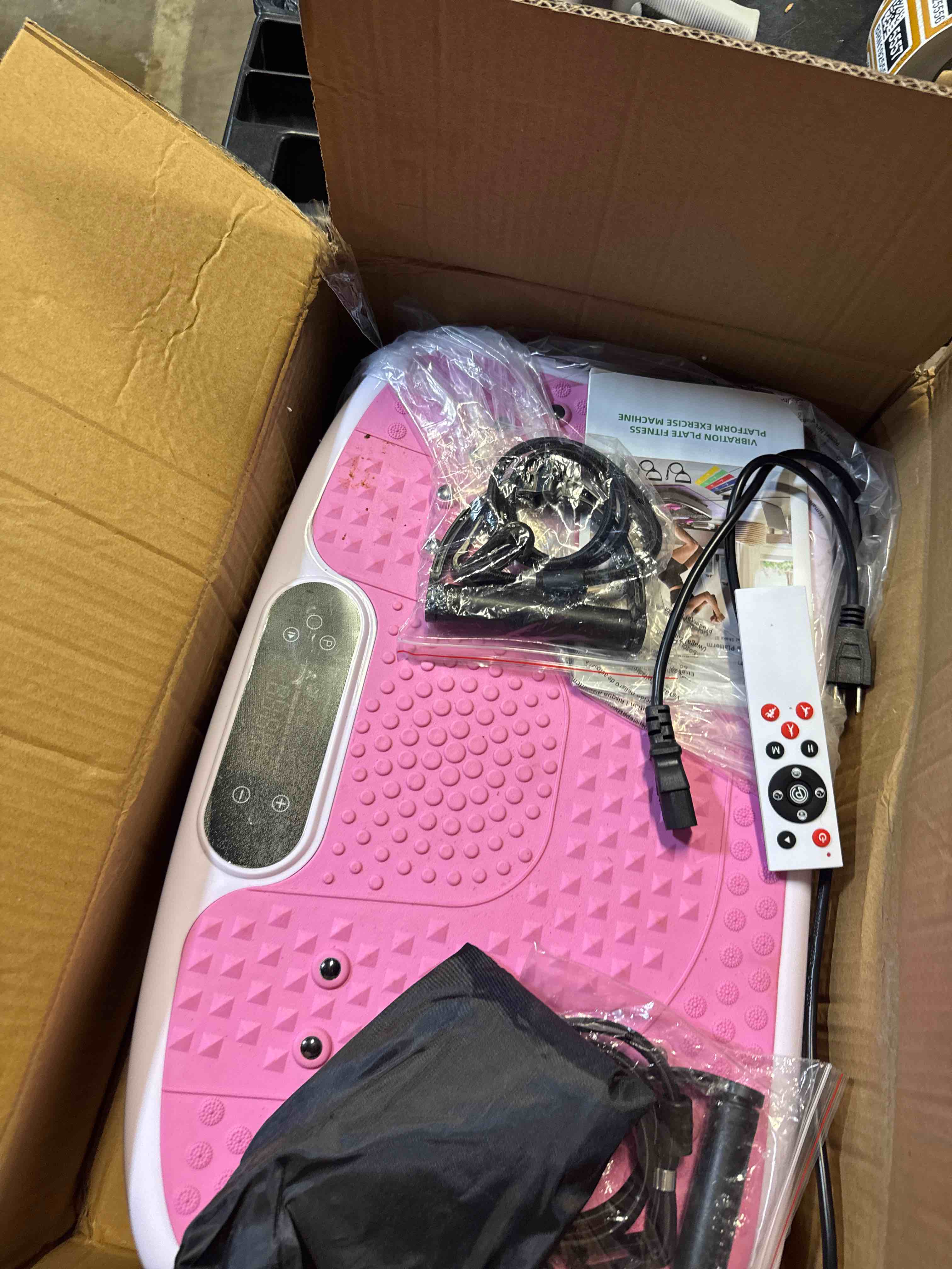 https://s3.amazonaws.com/lotting-images-prod/phillipi/BRN1925556_1759252299989.jpeg