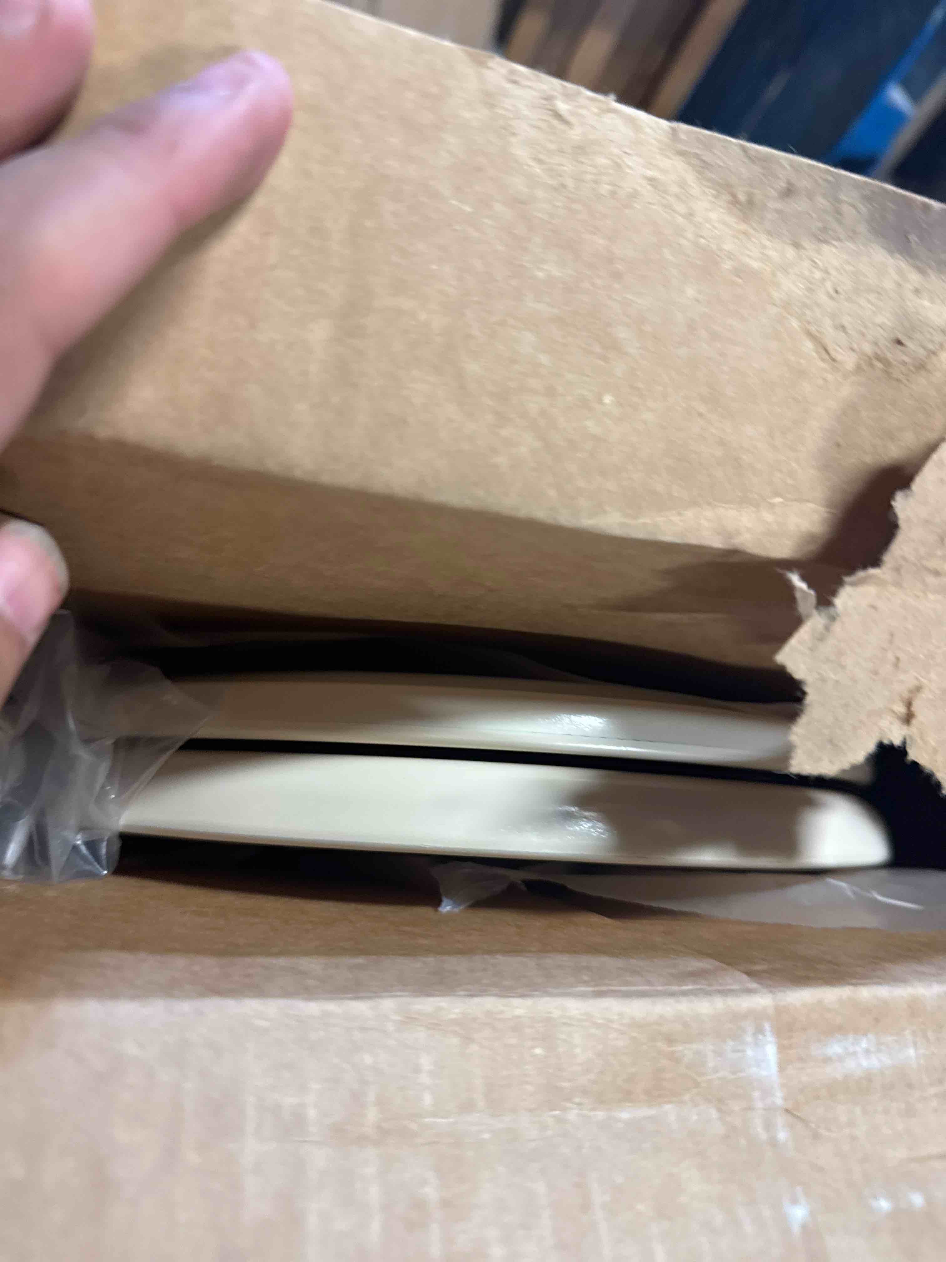 https://s3.amazonaws.com/lotting-images-prod/phillipi/BRN1925564_1759253395959.jpeg