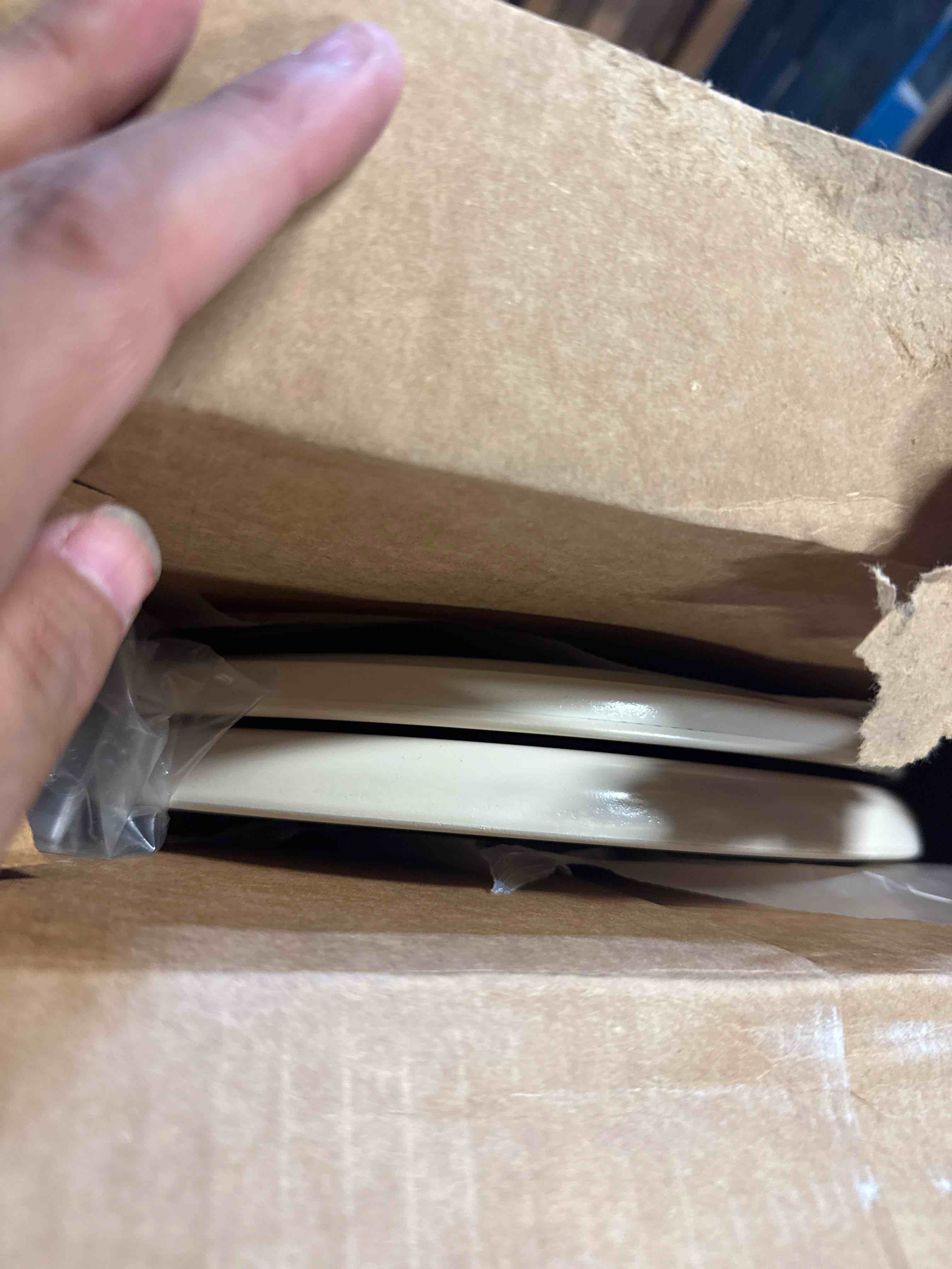 https://s3.amazonaws.com/lotting-images-prod/phillipi/BRN1925564_1759253396749.jpeg