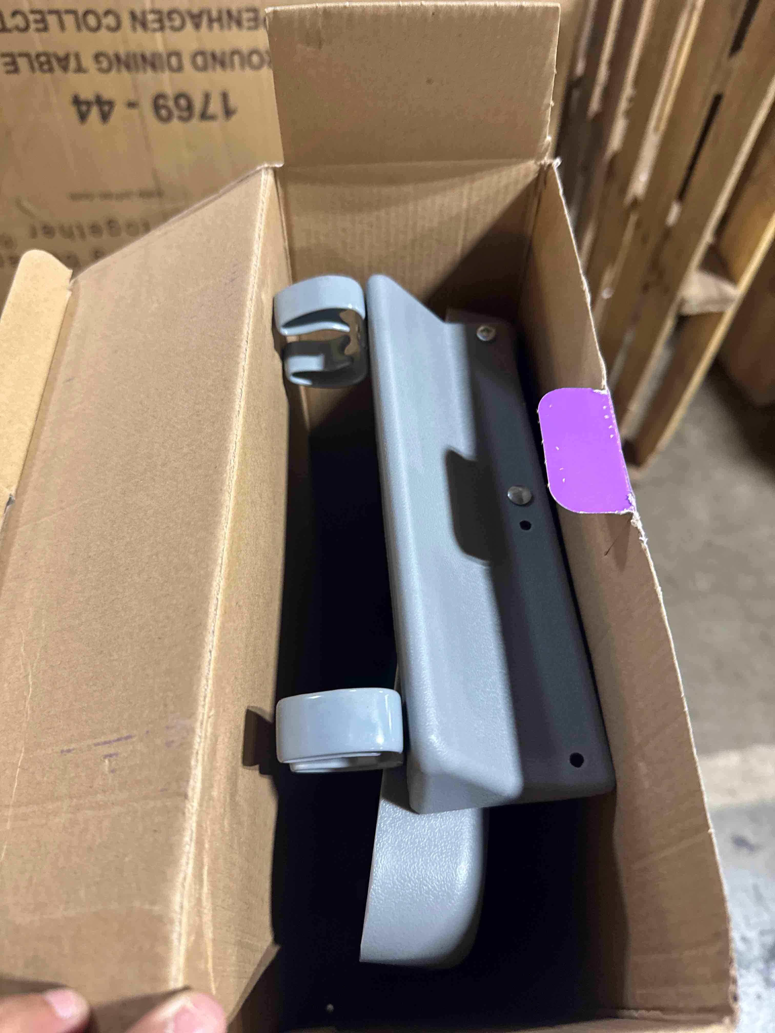 https://s3.amazonaws.com/lotting-images-prod/phillipi/BRN1925613_1759333848669.jpeg