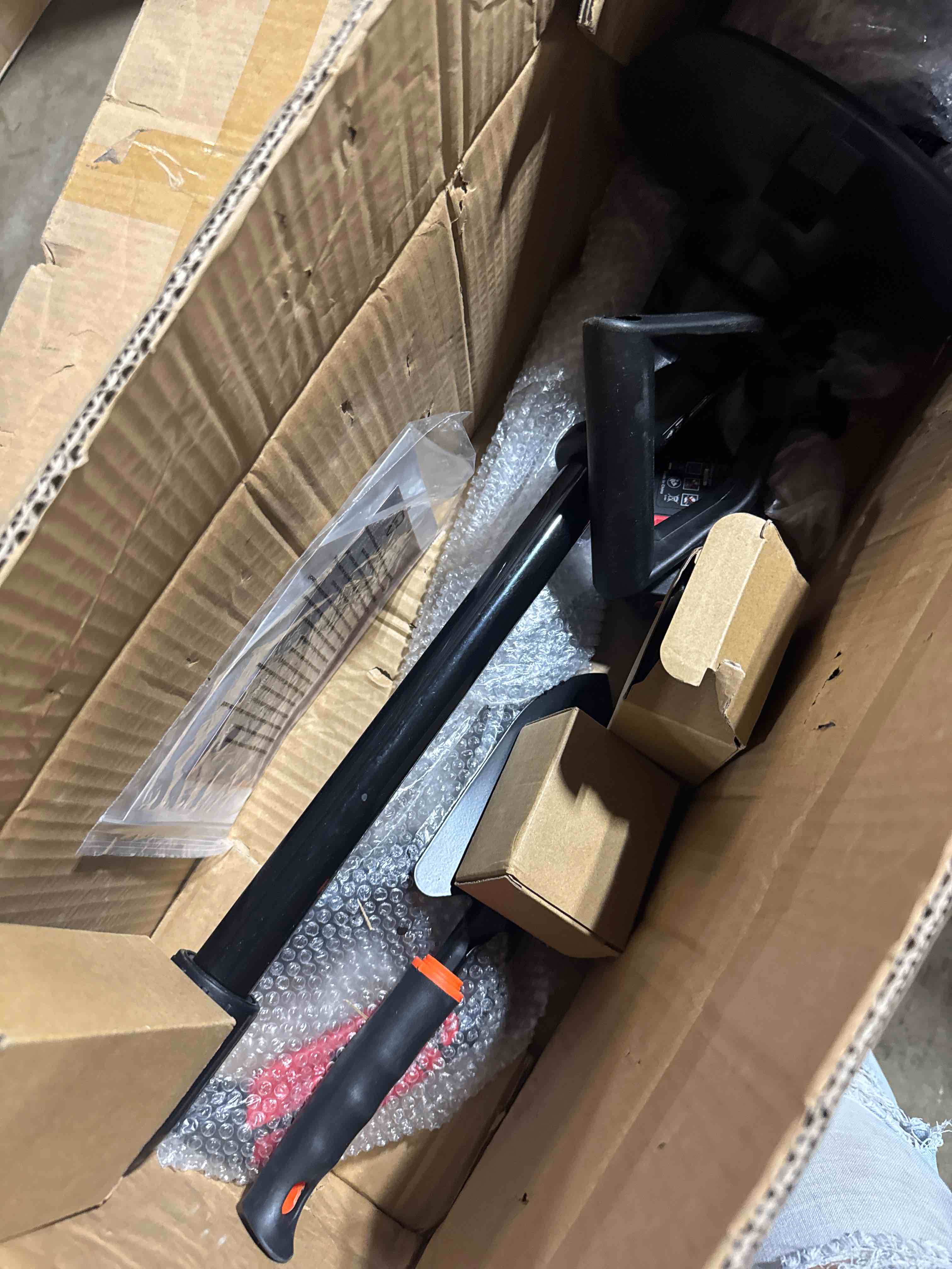 https://s3.amazonaws.com/lotting-images-prod/phillipi/BRN1925615_1759334019948.jpeg