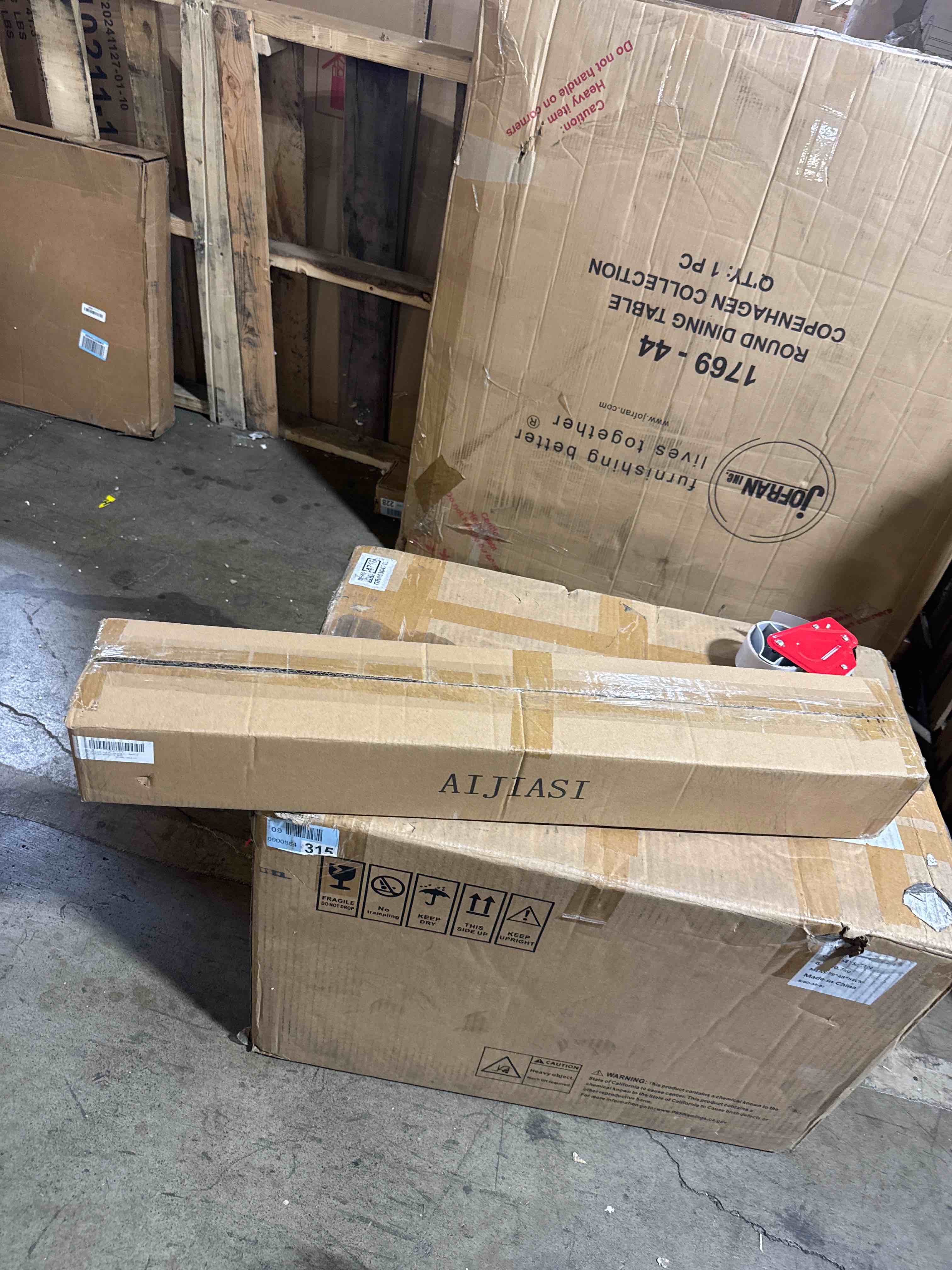 https://s3.amazonaws.com/lotting-images-prod/phillipi/BRN1925619_1759335158012.jpeg