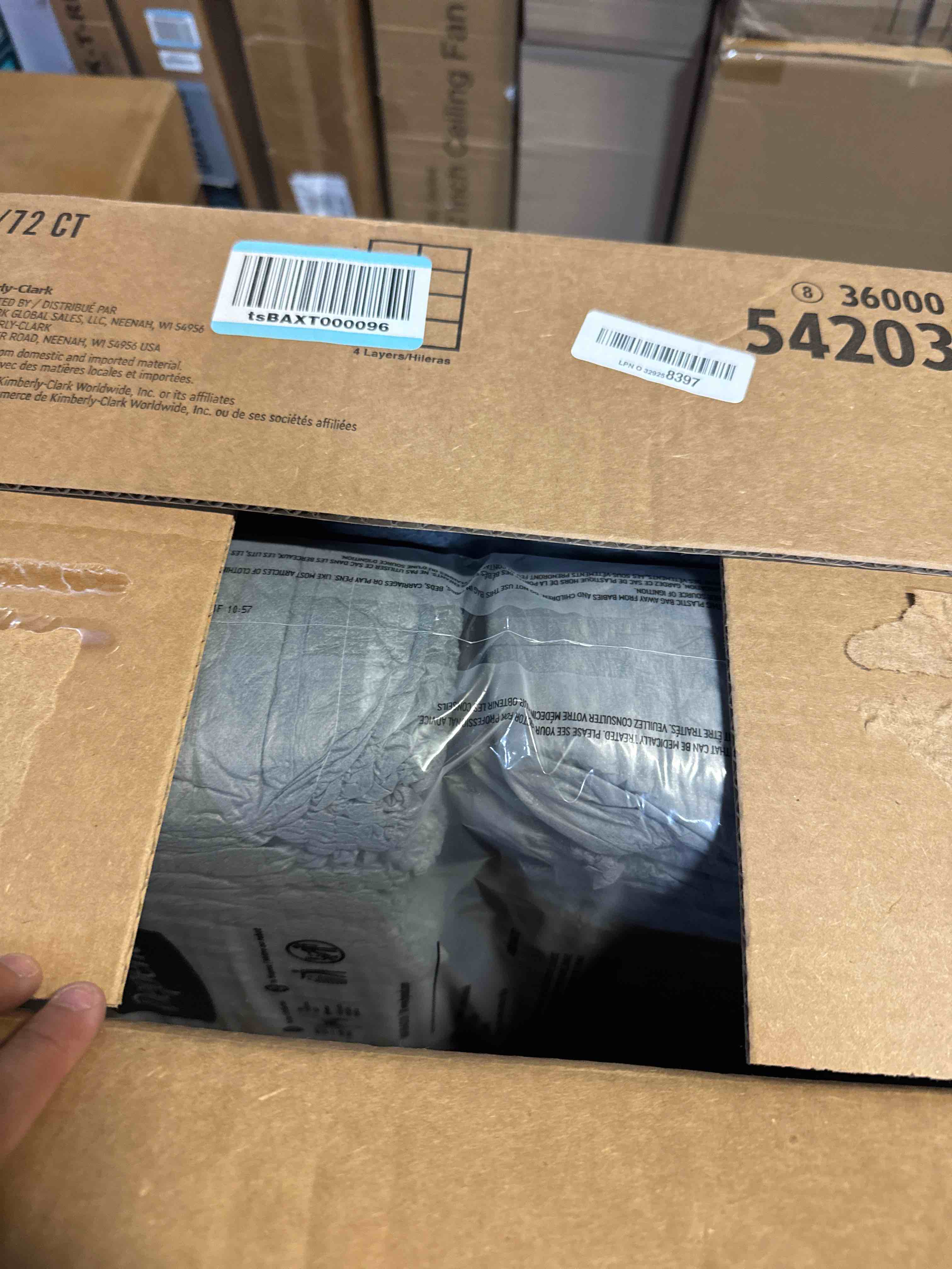 https://s3.amazonaws.com/lotting-images-prod/phillipi/BRN1925641_1759495742712.jpeg