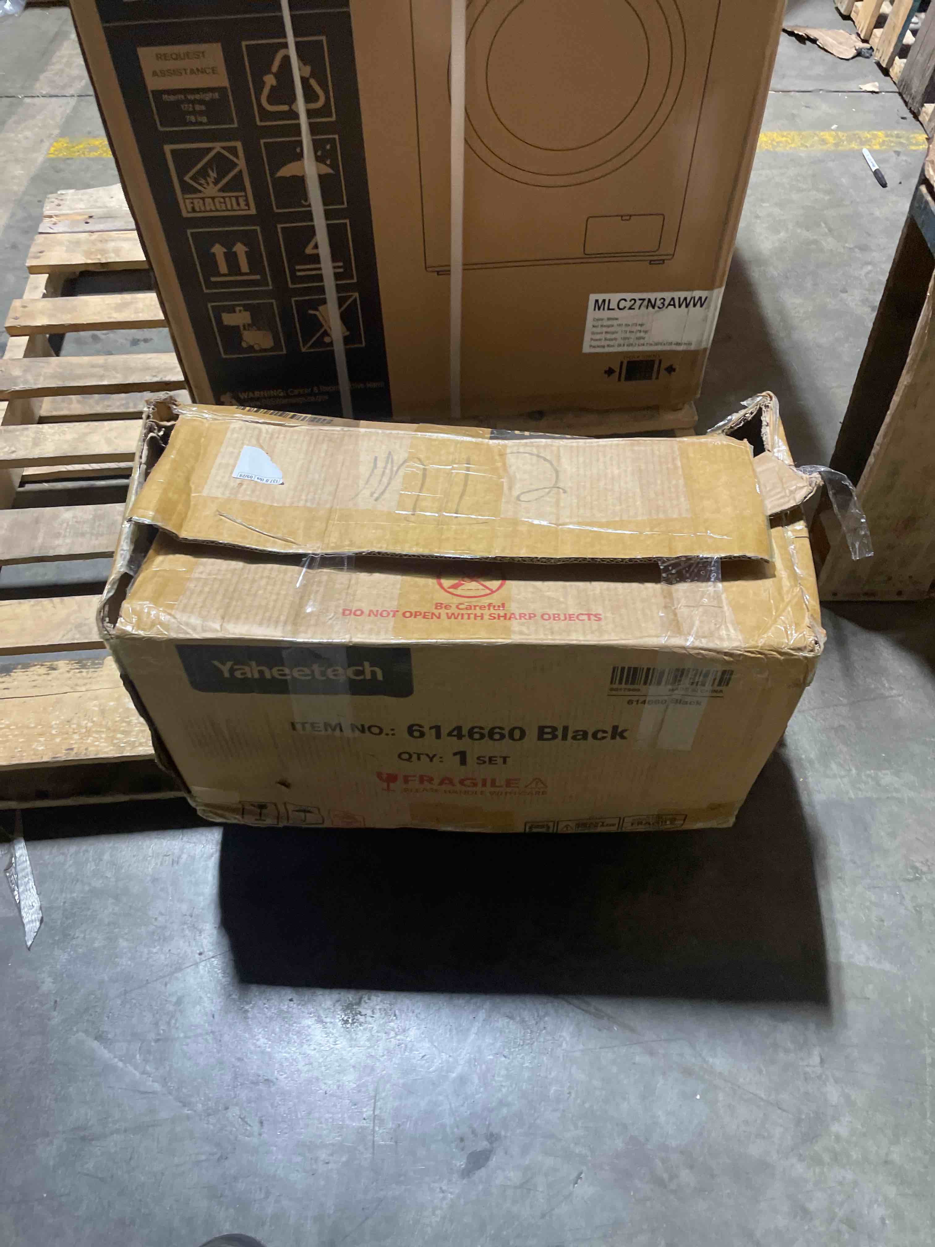 https://s3.amazonaws.com/lotting-images-prod/phillipi/BRN1925690_1759847586690.jpeg