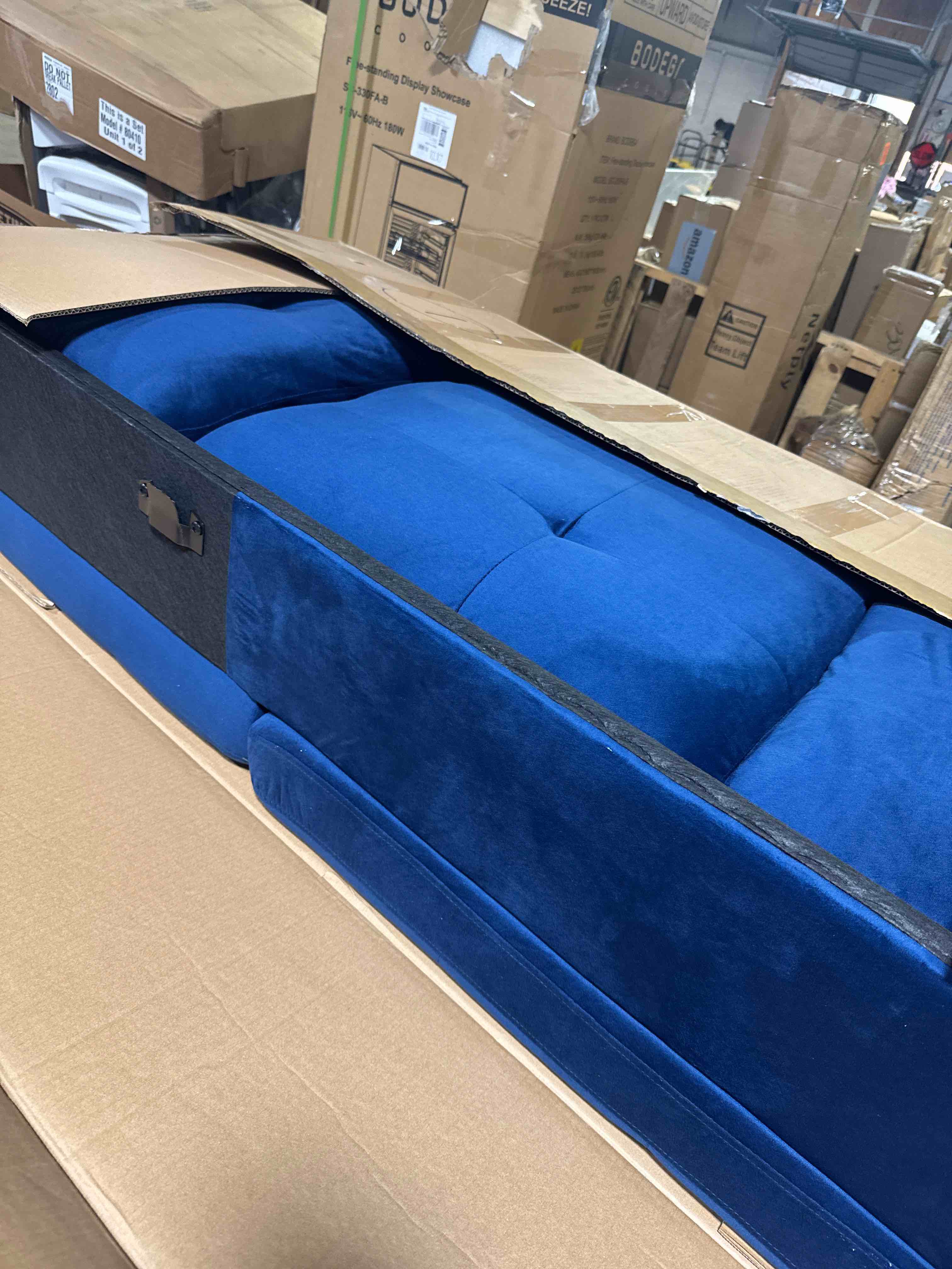 https://s3.amazonaws.com/lotting-images-prod/phillipi/BRN1925721_1760192634960.jpeg