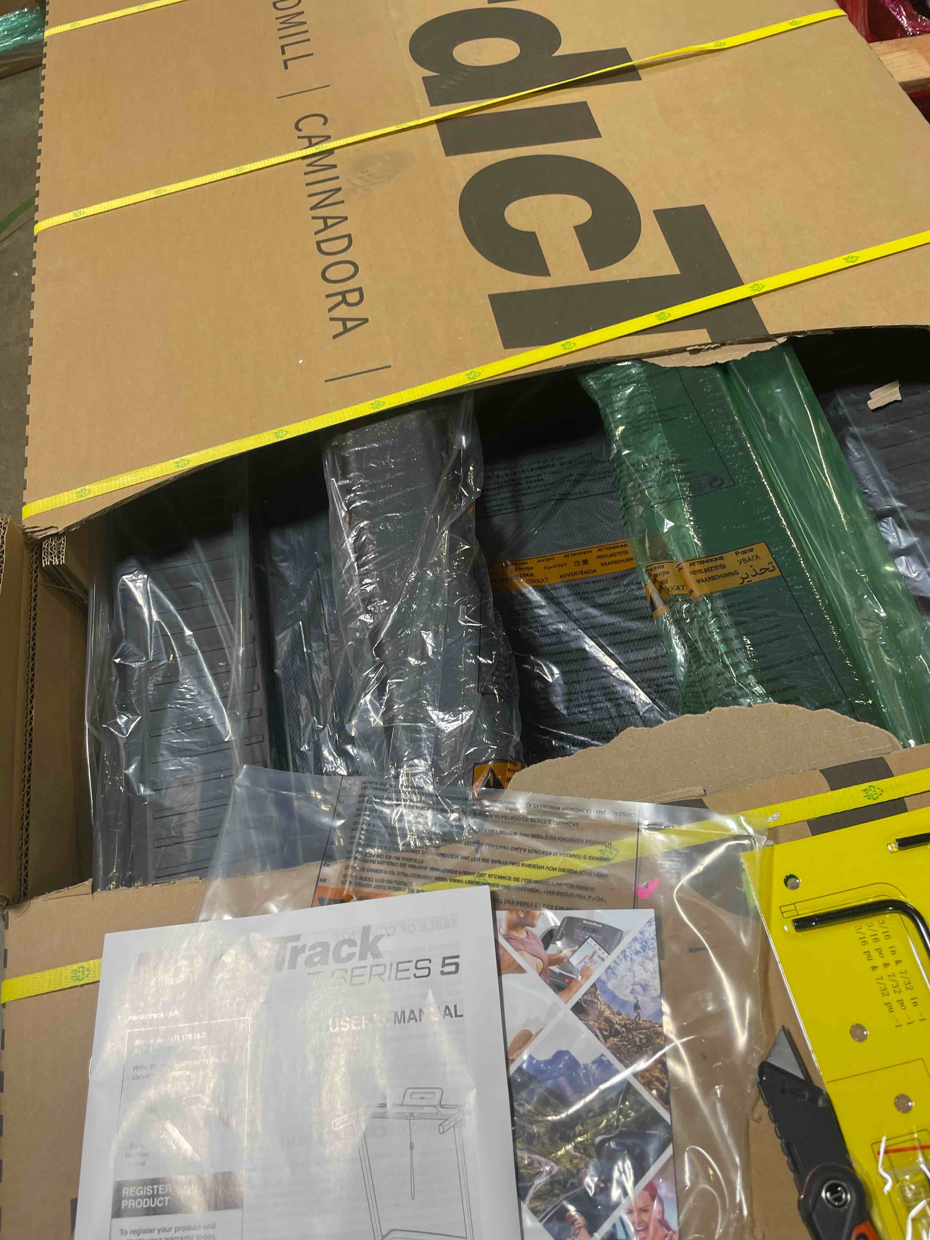 https://s3.amazonaws.com/lotting-images-prod/phillipi/BRN1925727_1760195481850.jpeg