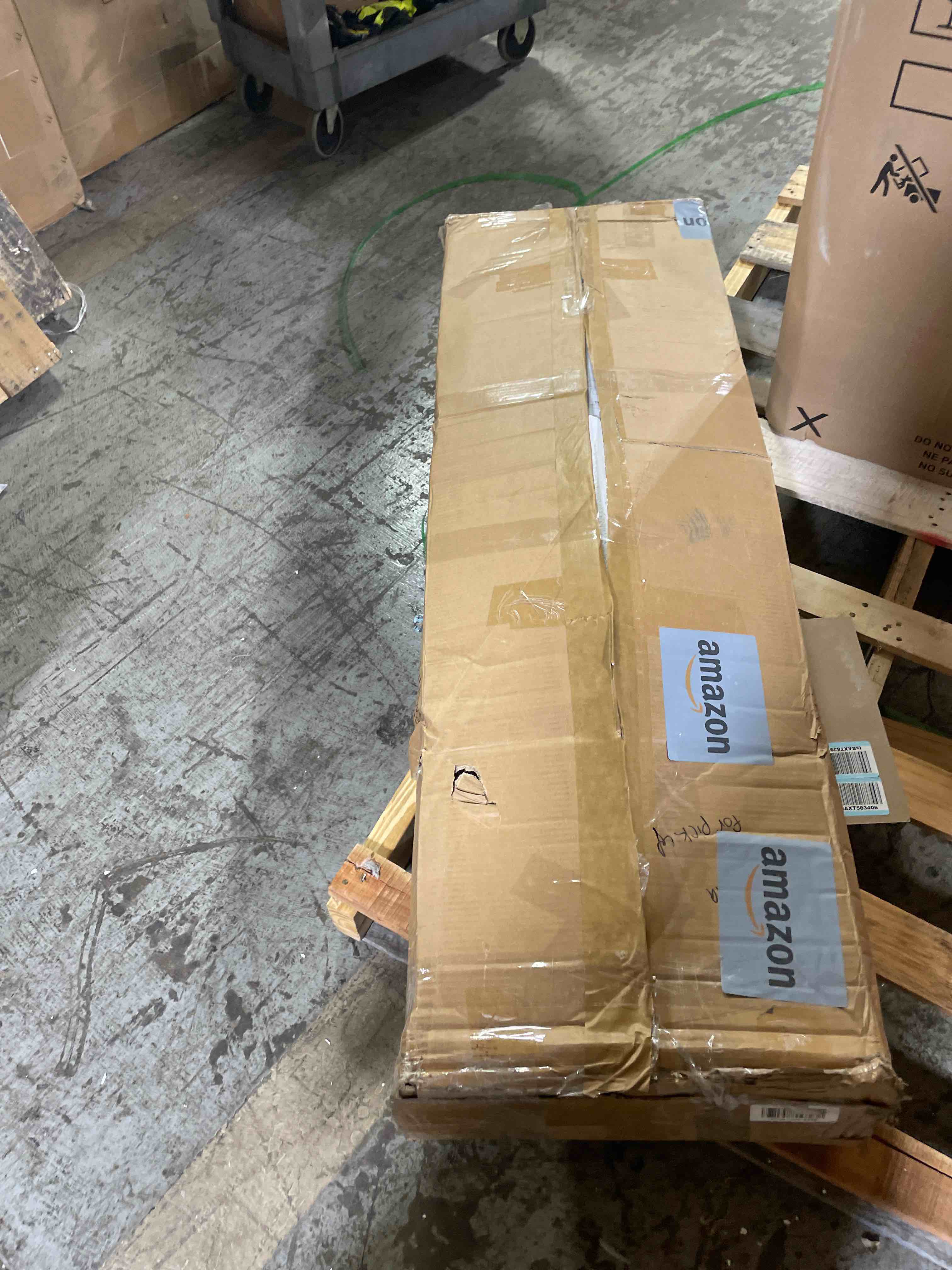https://s3.amazonaws.com/lotting-images-prod/phillipi/BRN1925732_1760197081372.jpeg