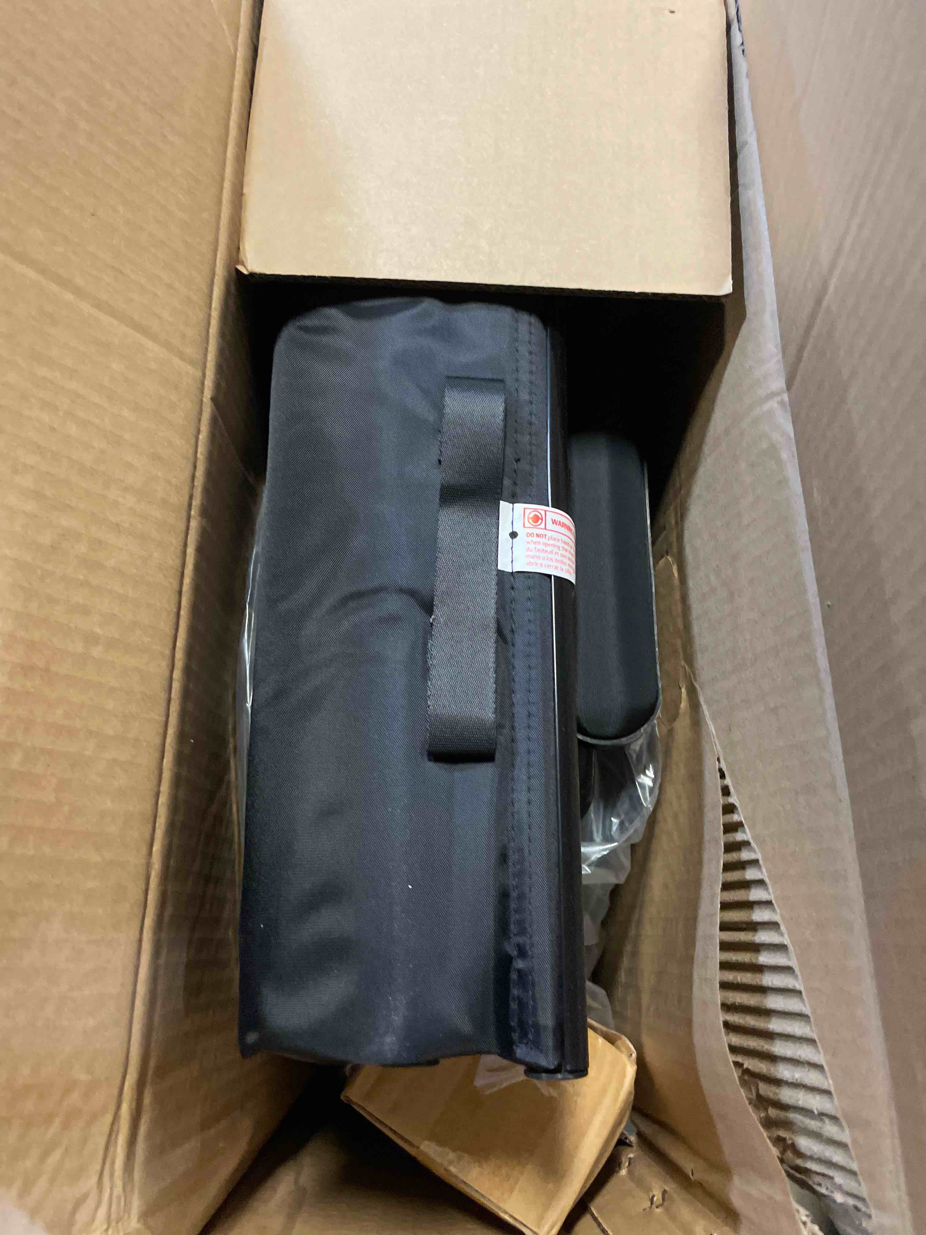 https://s3.amazonaws.com/lotting-images-prod/phillipi/BRN1925758_1760454212523.jpeg