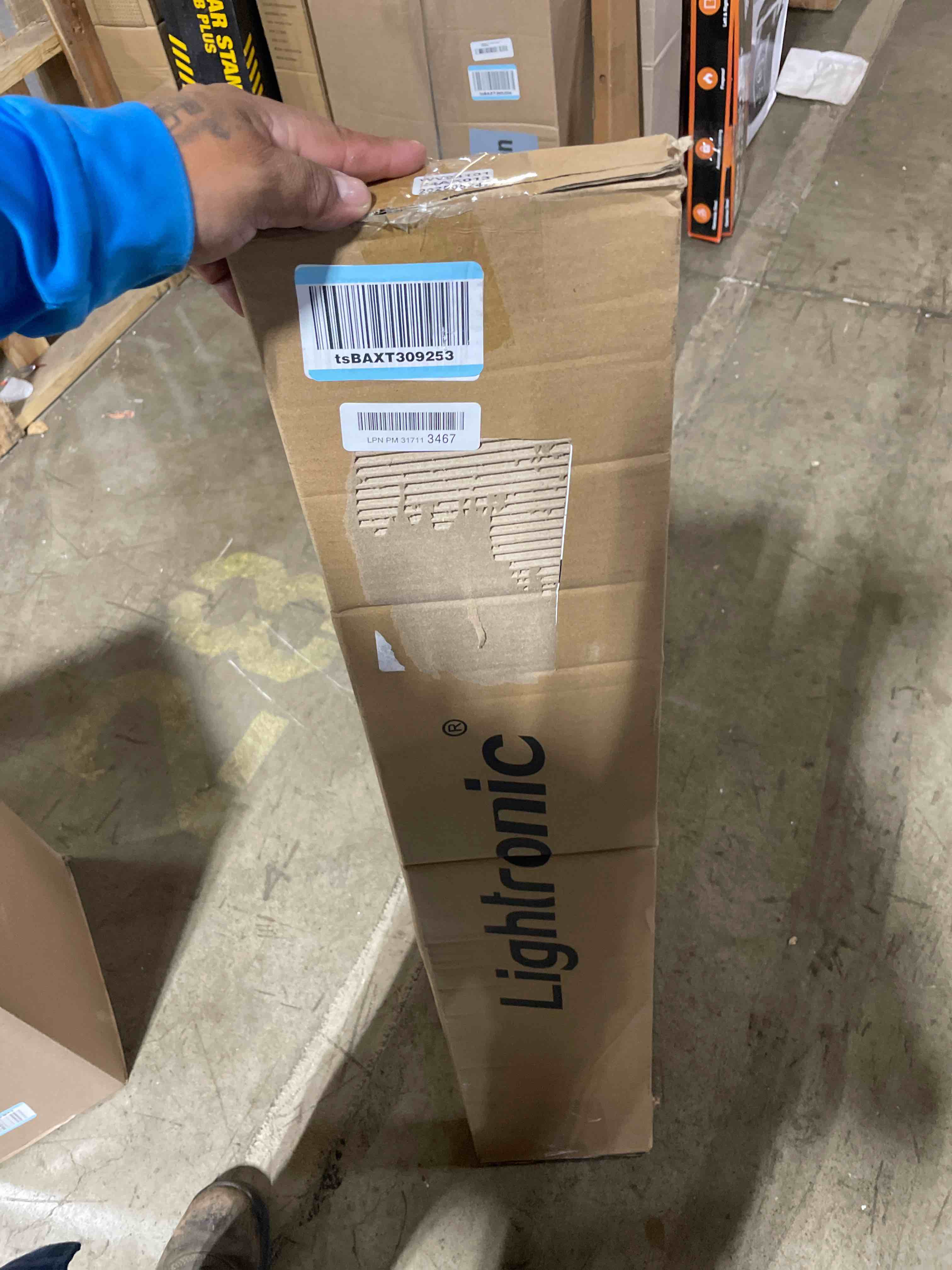 https://s3.amazonaws.com/lotting-images-prod/phillipi/BRN1925831_1760539863068.jpeg