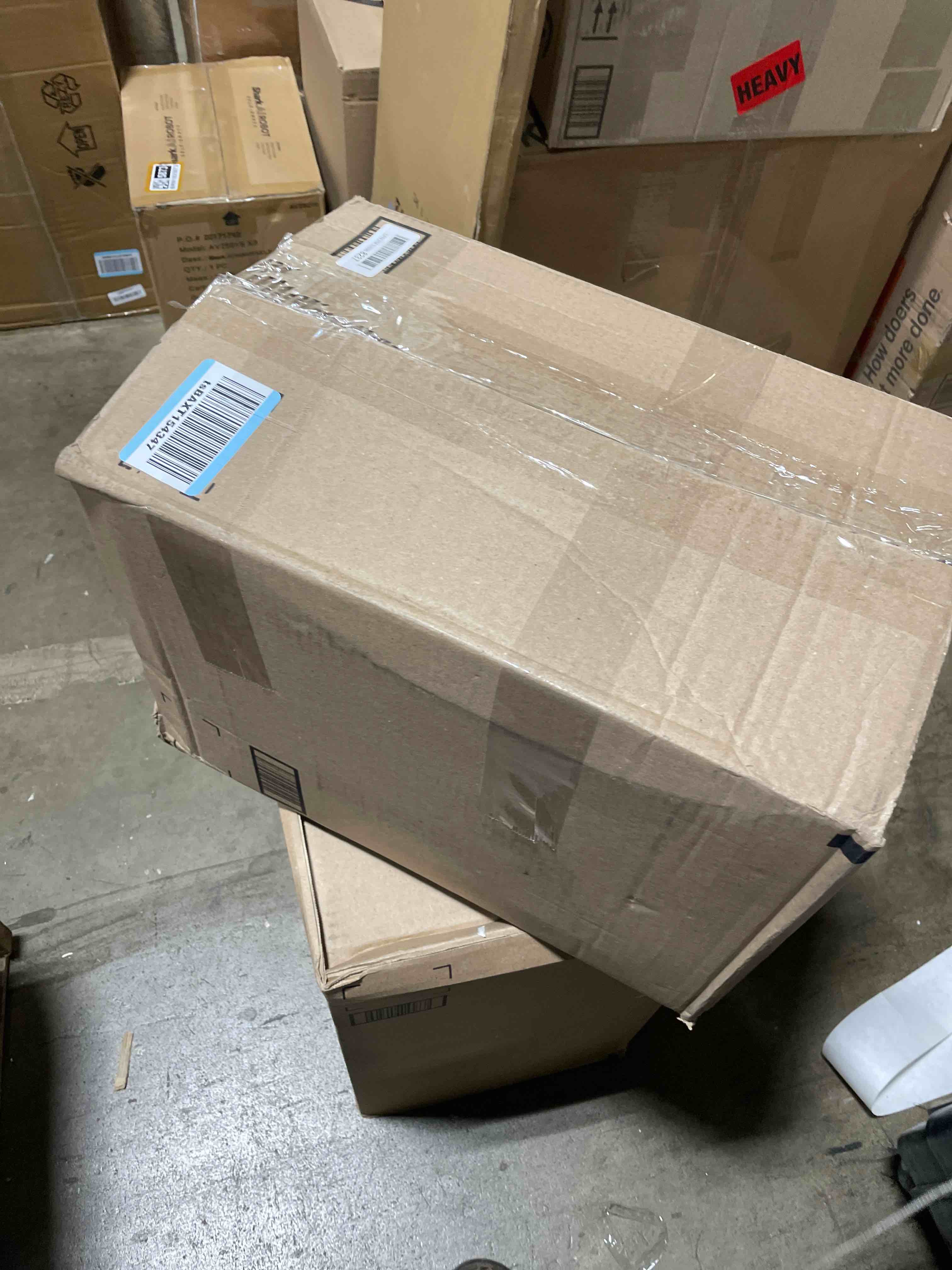 https://s3.amazonaws.com/lotting-images-prod/phillipi/BRN1925878_1760545365399.jpeg