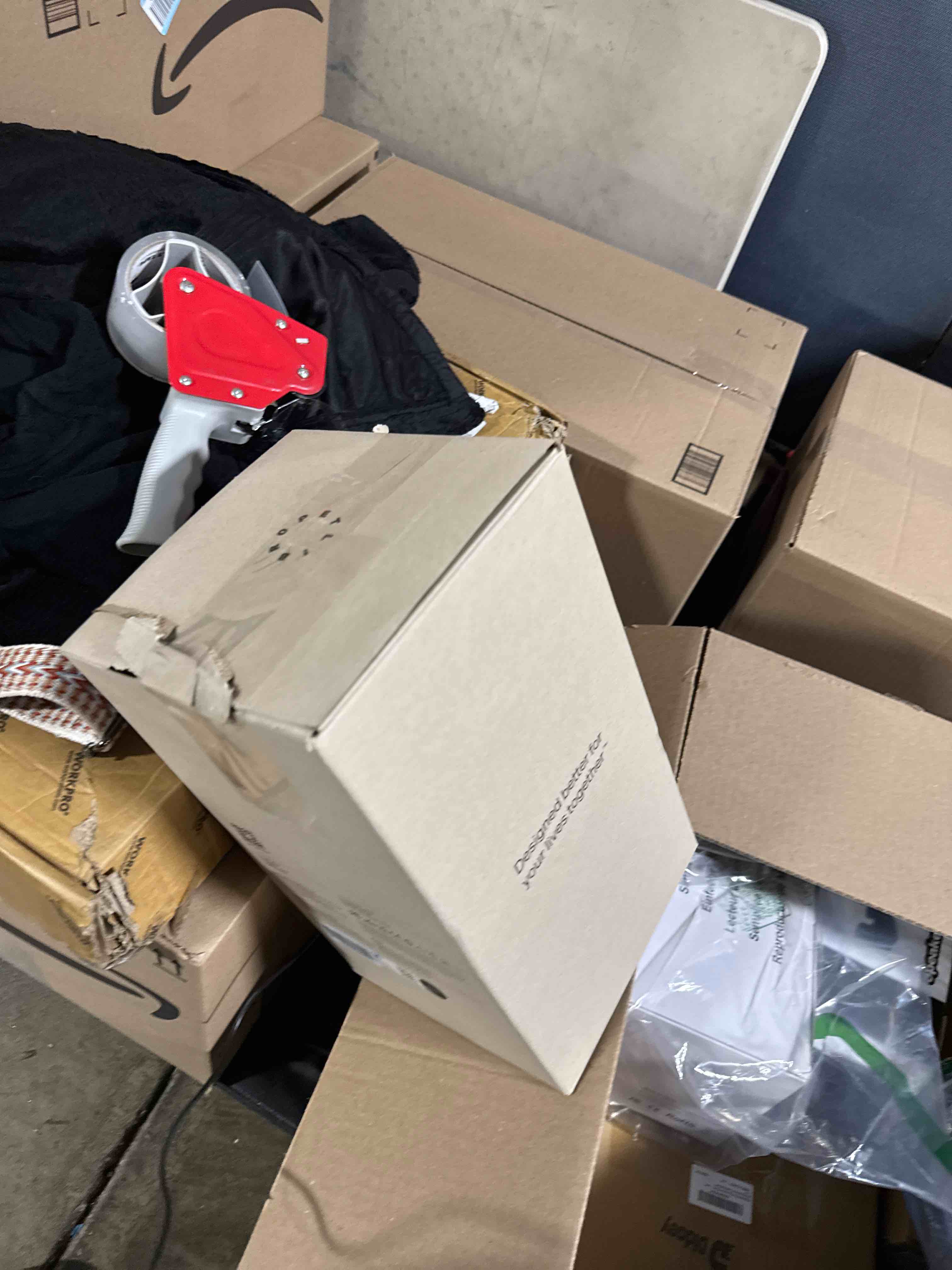 https://s3.amazonaws.com/lotting-images-prod/phillipi/BRN1925943_1760730146334.jpeg
