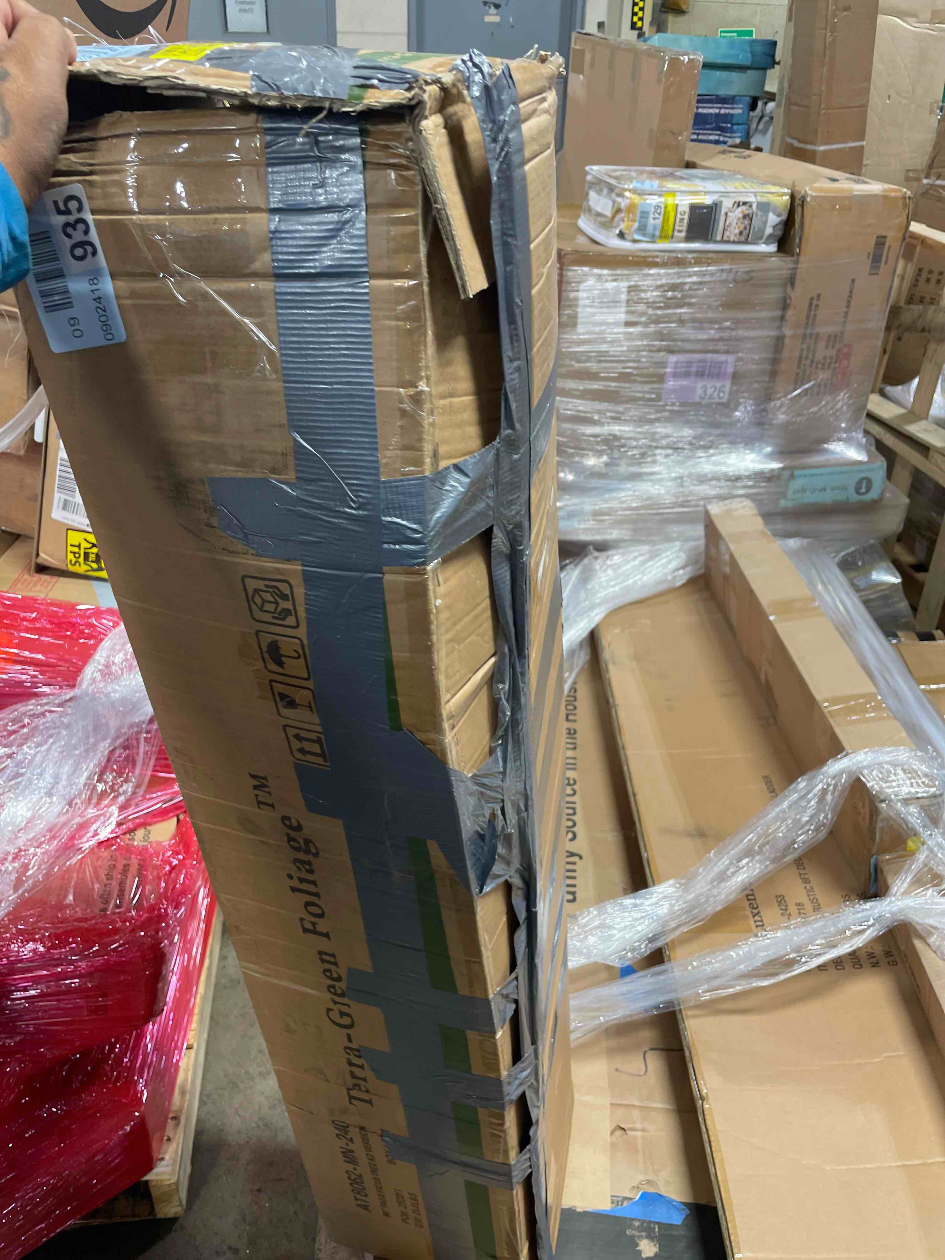 https://s3.amazonaws.com/lotting-images-prod/phillipi/BRN1925949_1760979925718.jpeg