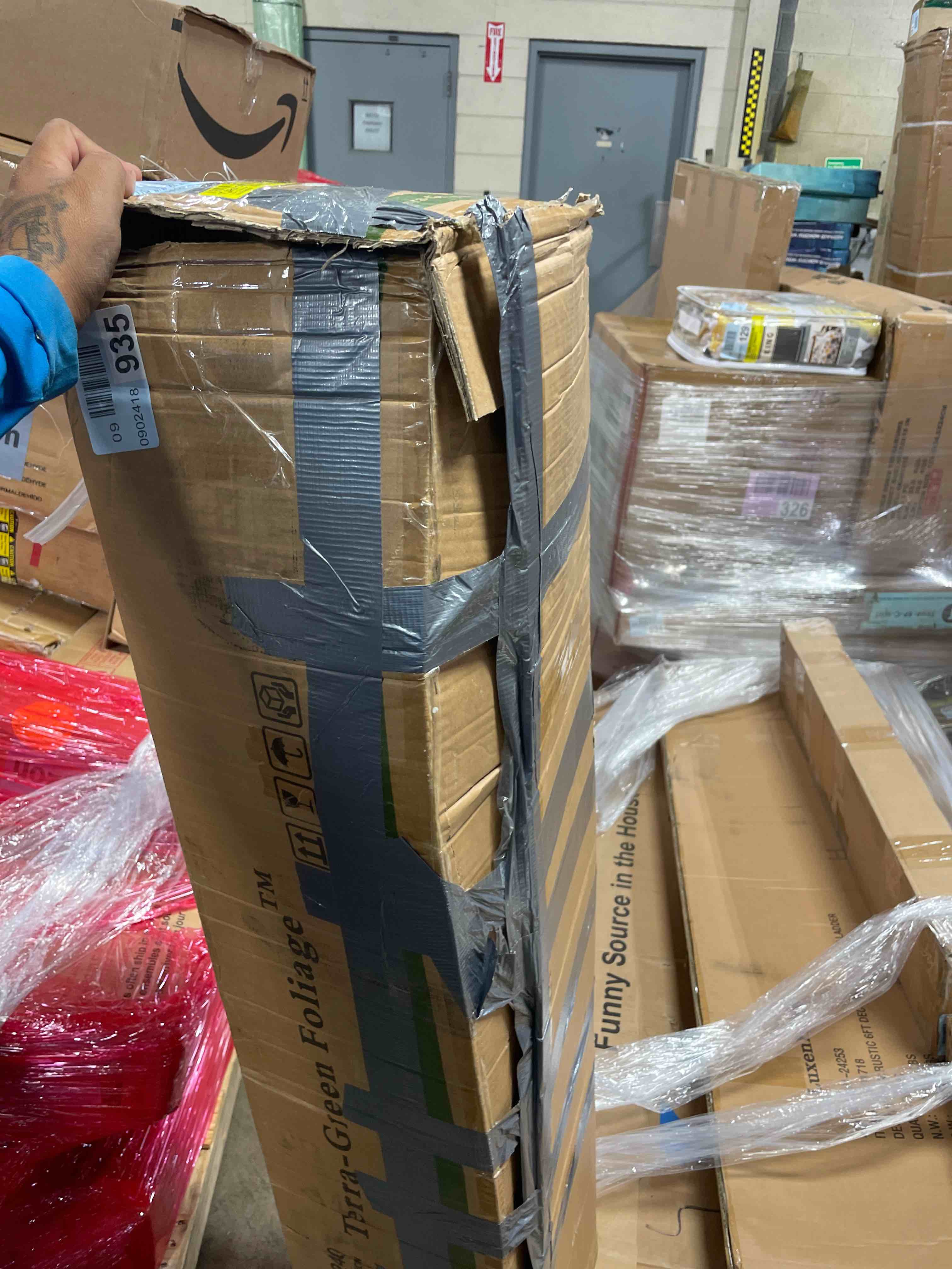 https://s3.amazonaws.com/lotting-images-prod/phillipi/BRN1925949_1760979926698.jpeg
