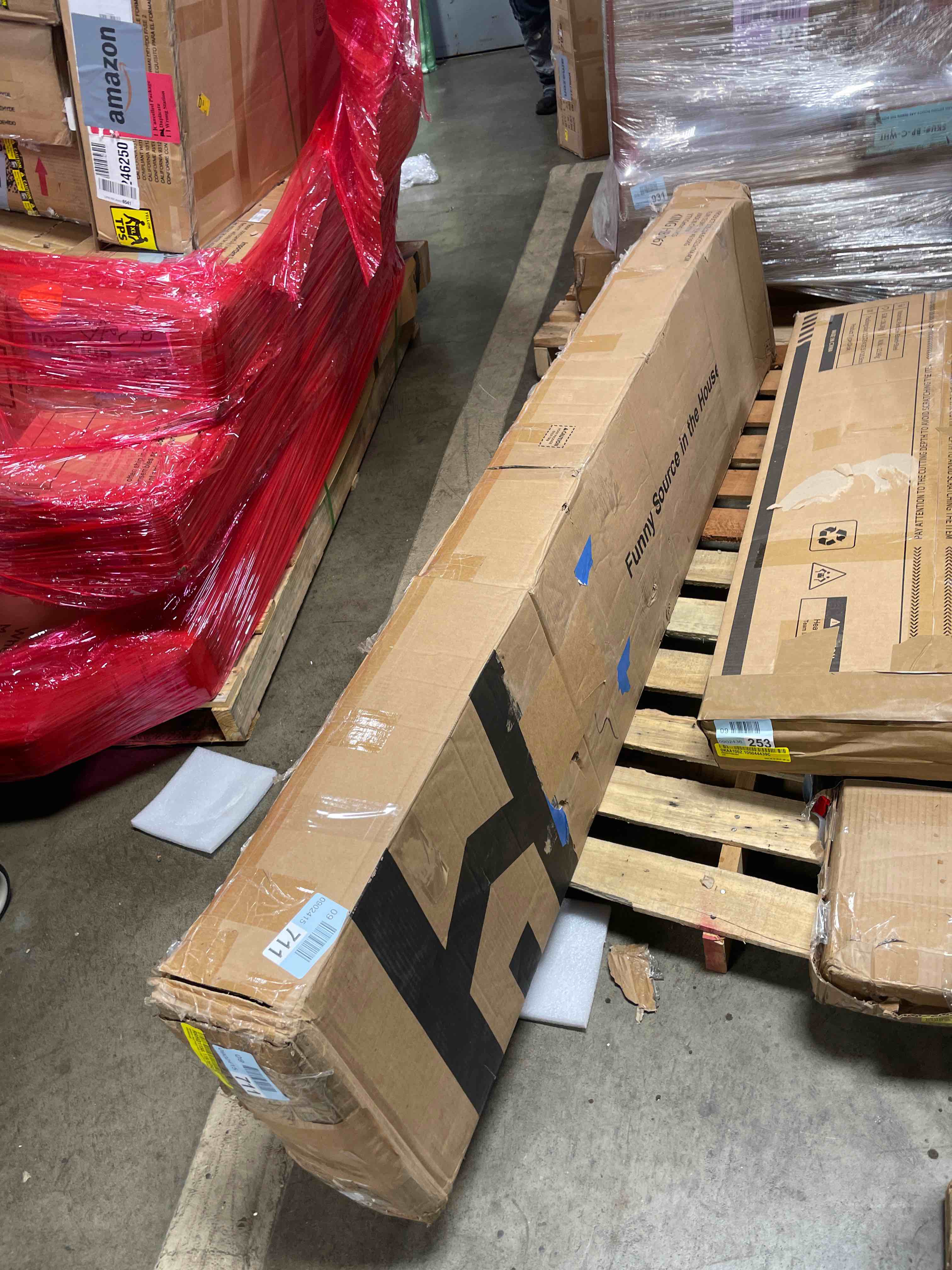 https://s3.amazonaws.com/lotting-images-prod/phillipi/BRN1925951_1760980501270.jpeg
