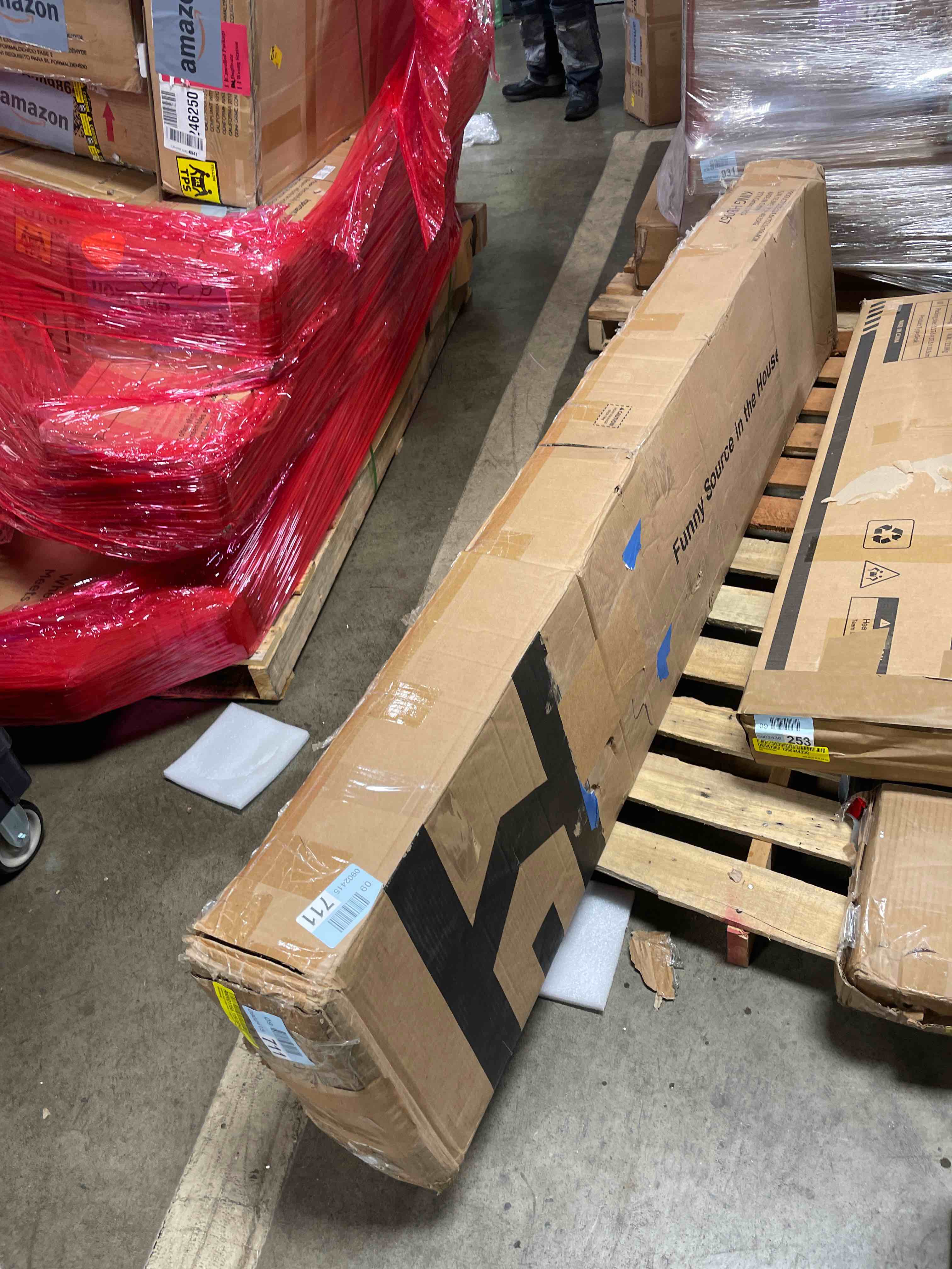 https://s3.amazonaws.com/lotting-images-prod/phillipi/BRN1925951_1760980504200.jpeg