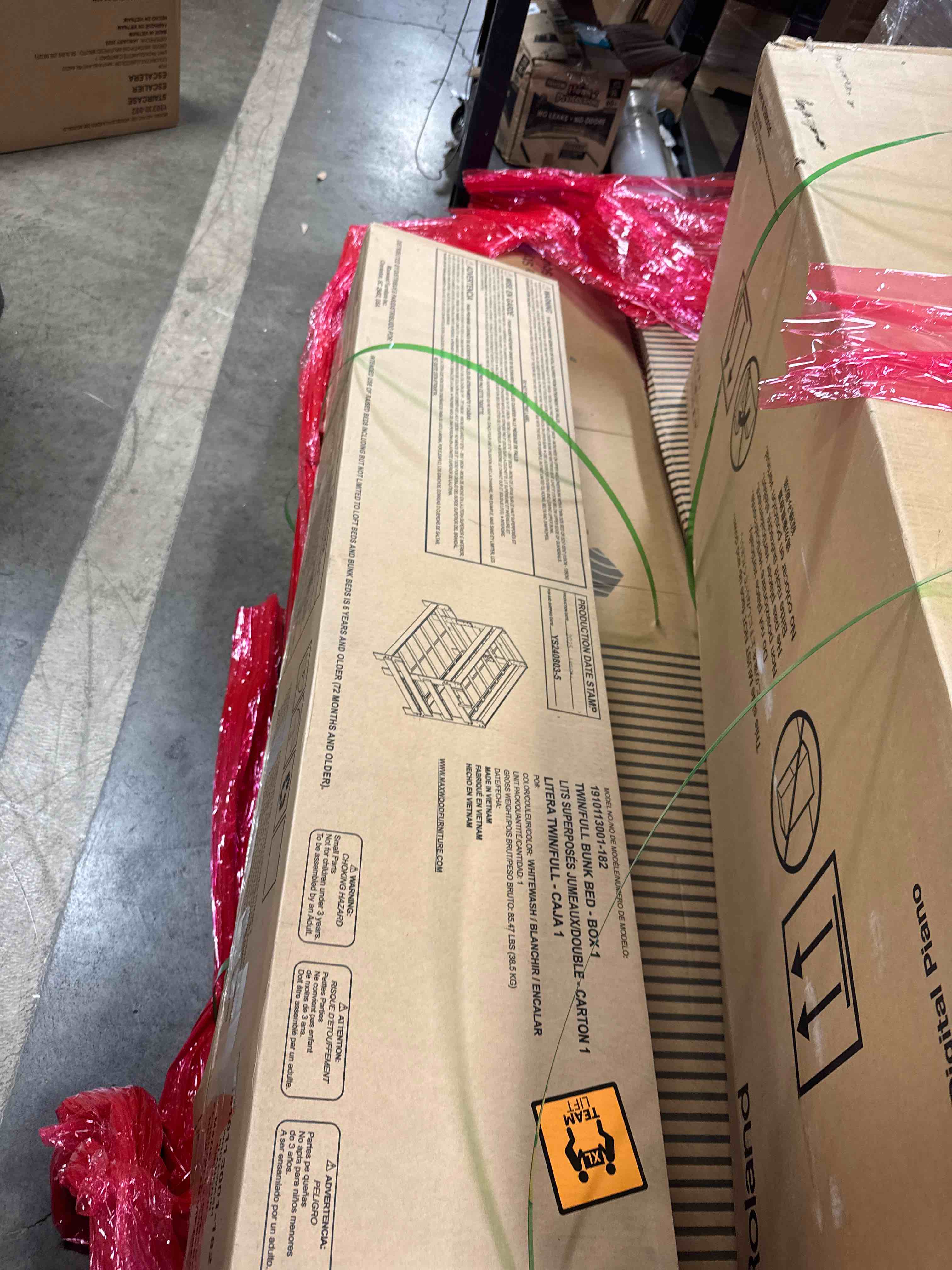 https://s3.amazonaws.com/lotting-images-prod/phillipi/BRN1925955_1760982943782.jpeg
