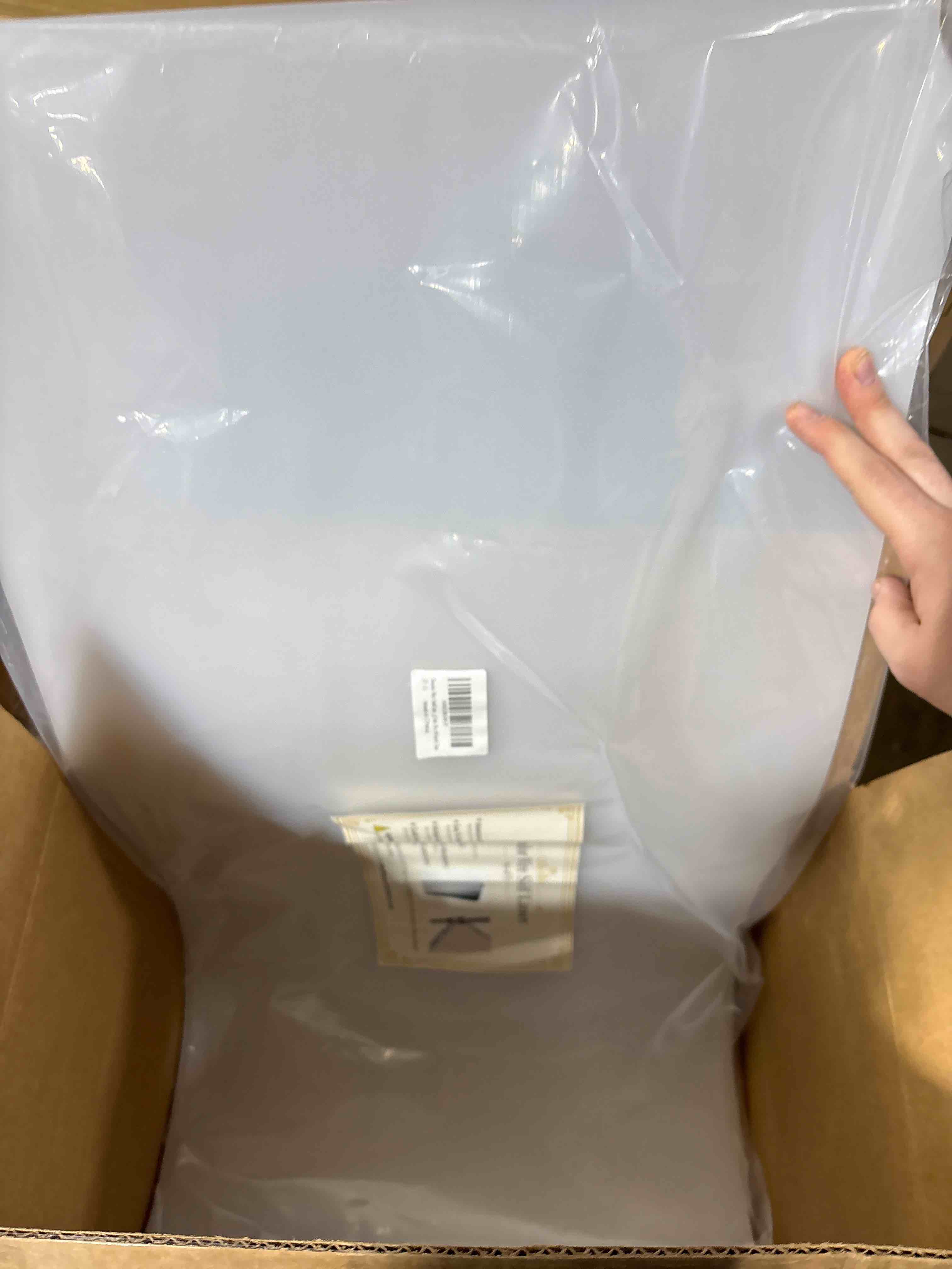 Condition photo showing New/Like New for Slendor Wire Shelf Liner Value Pack of 5 Heavy Duty Waterproof Non-Adhesive Industrial Strength Plastic Mats for Tier Shelving Unit, 18 x 48 Inch Clear 18"x48" Clear