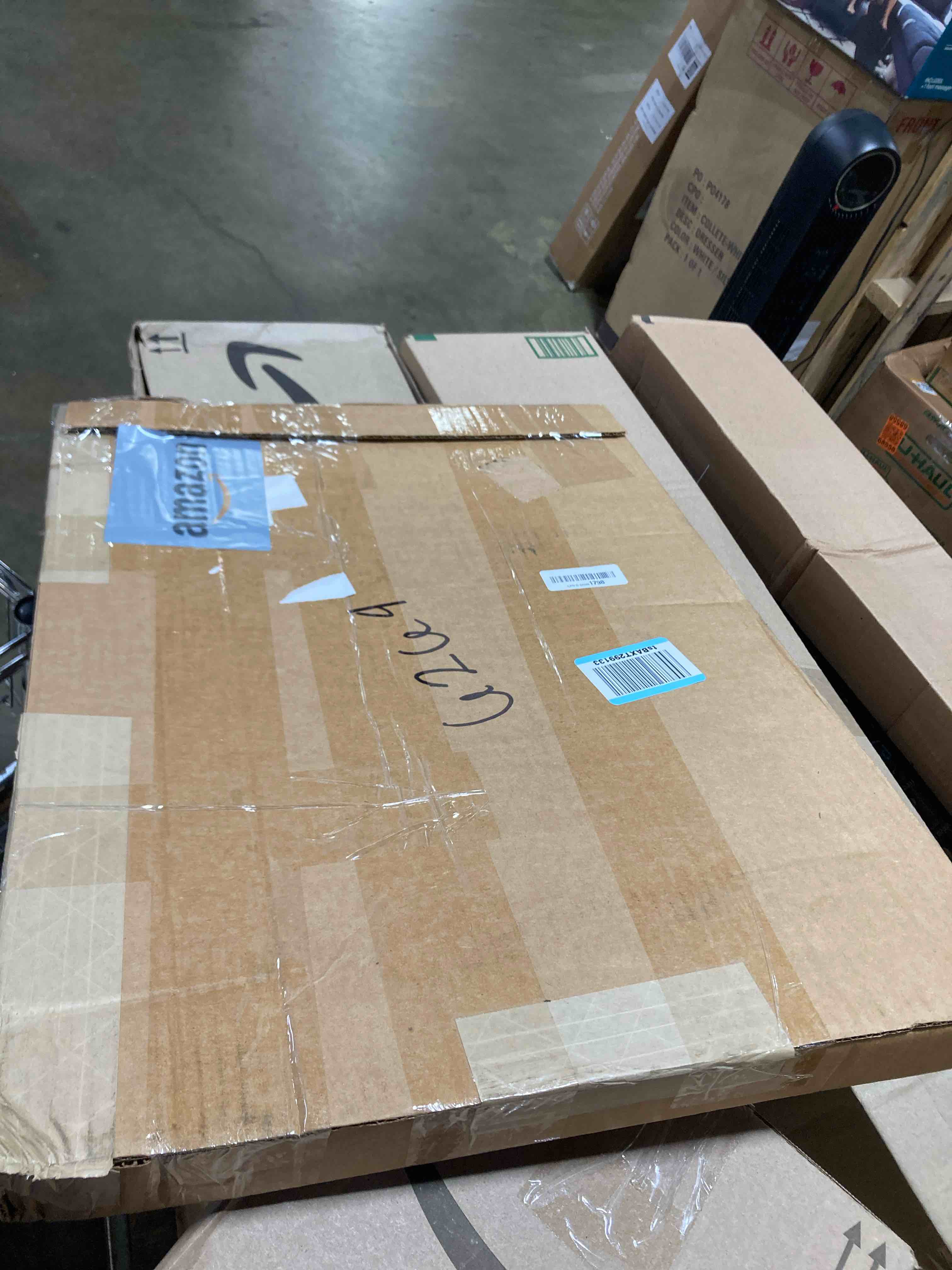 https://s3.amazonaws.com/lotting-images-prod/phillipi/BRN1927962_1751295682449.jpeg