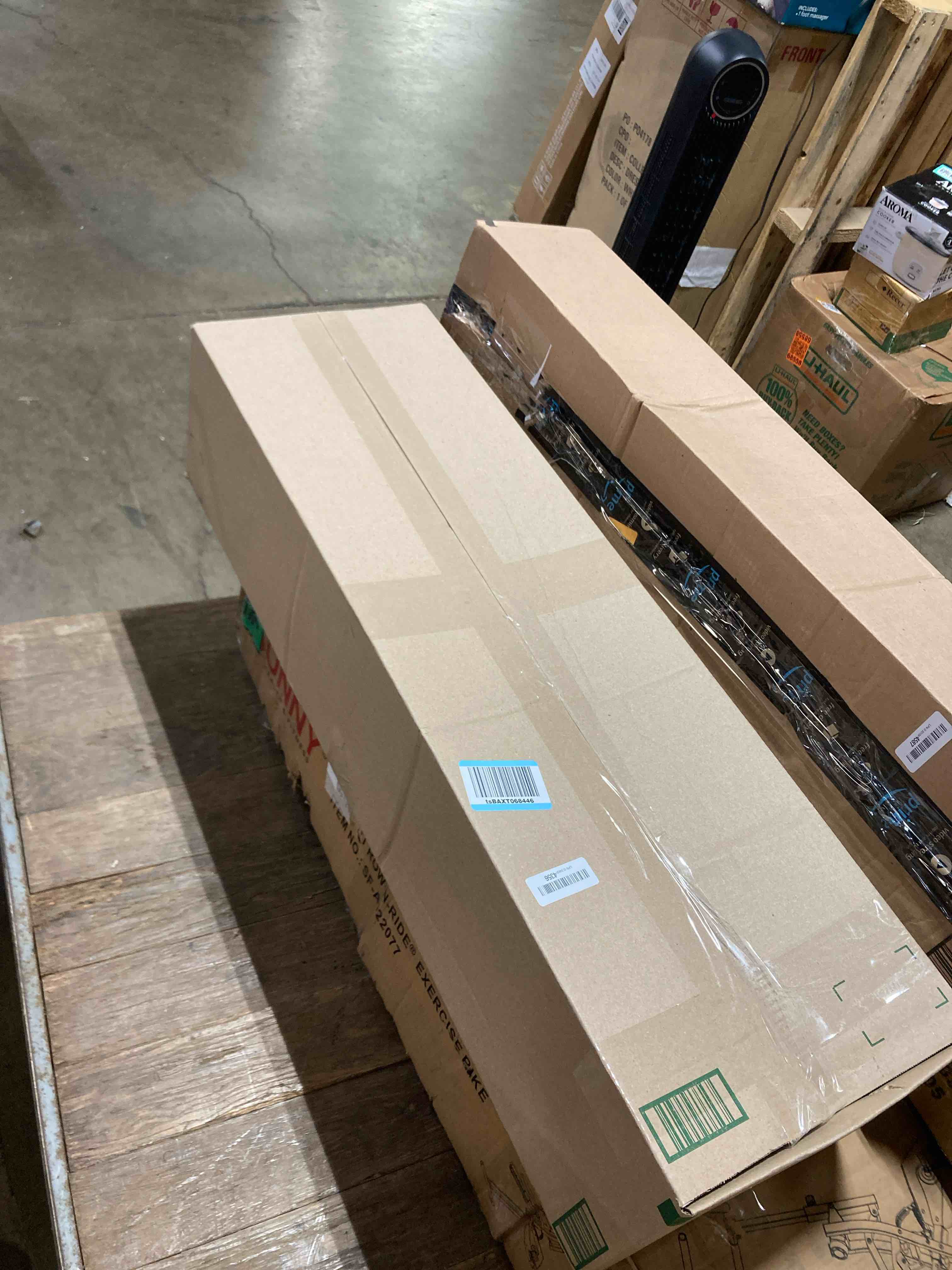 https://s3.amazonaws.com/lotting-images-prod/phillipi/BRN1927972_1751296167046.jpeg