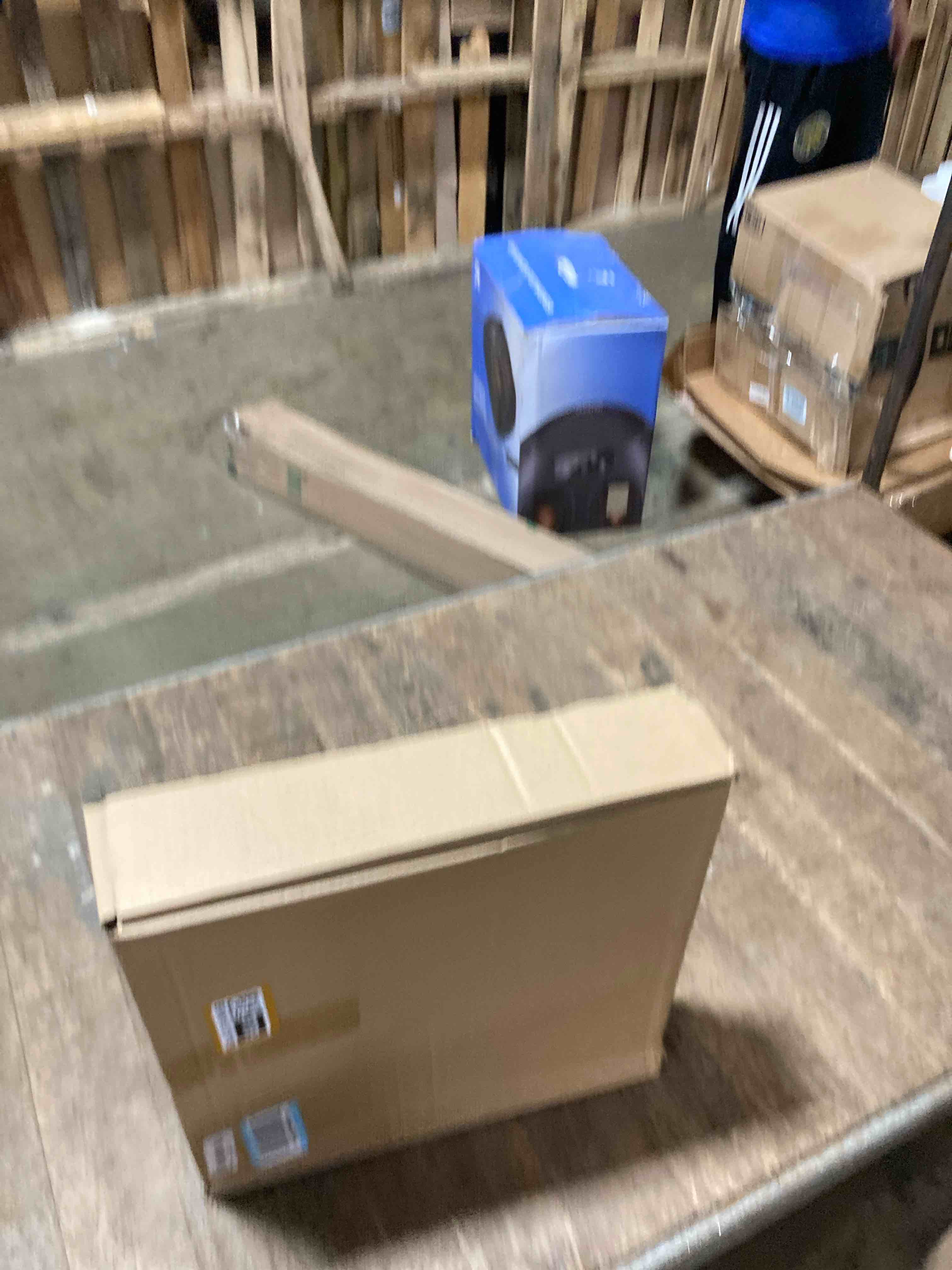 https://s3.amazonaws.com/lotting-images-prod/phillipi/BRN1927979_1751297276807.jpeg